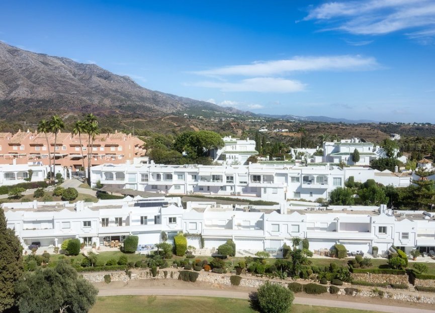 Resale - House - Townhouse - Marbella - Nueva Andalucia