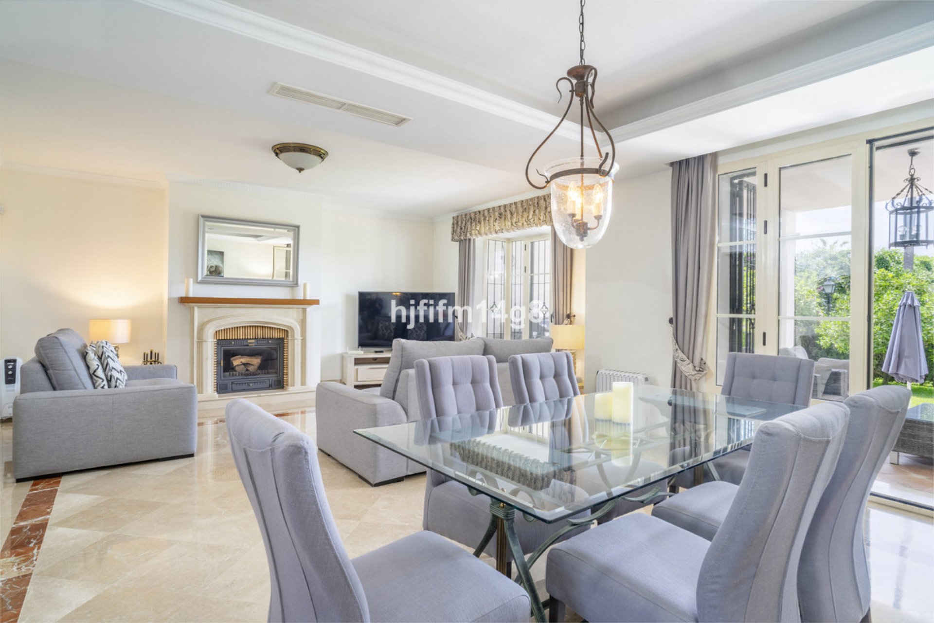 Resale - House - Townhouse - Marbella - Nueva Andalucia