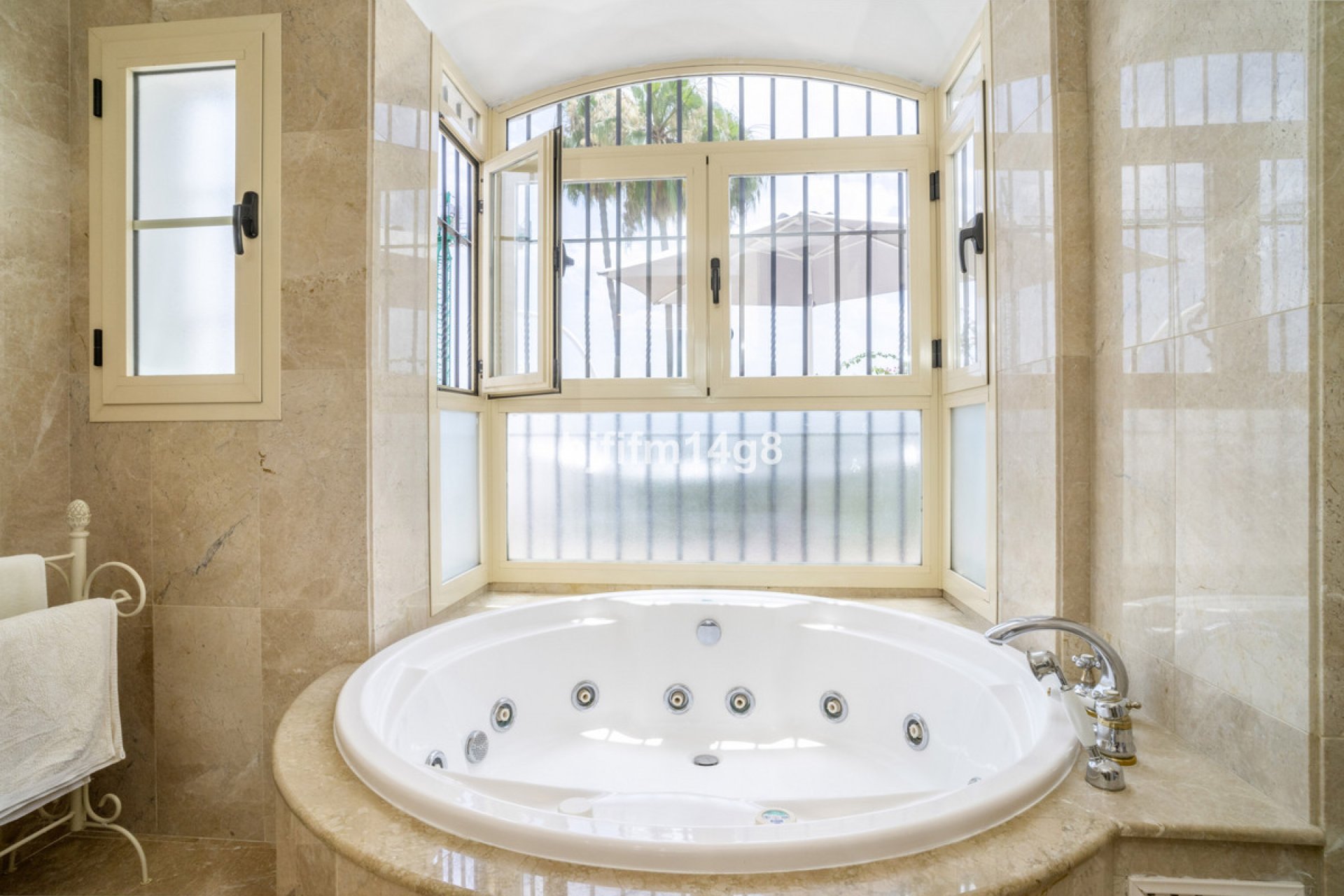 Resale - House - Townhouse - Marbella - Nueva Andalucia