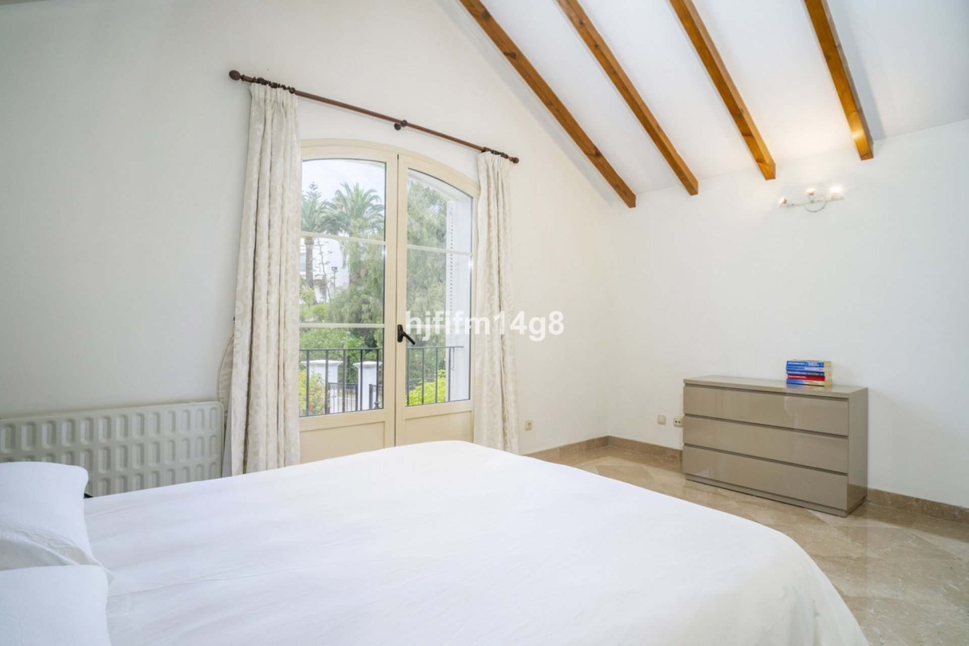 Resale - House - Townhouse - Marbella - Nueva Andalucia