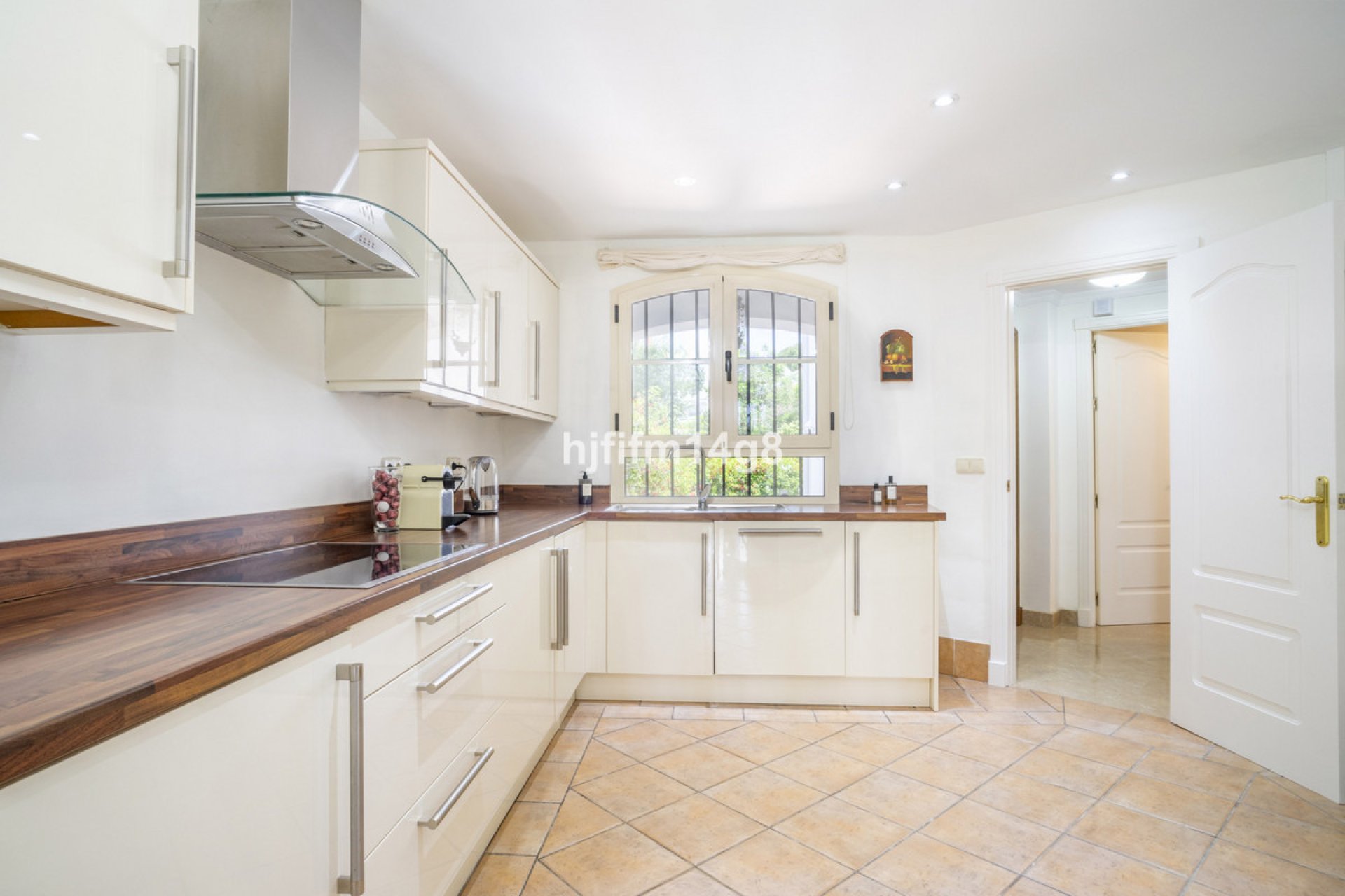 Resale - House - Townhouse - Marbella - Nueva Andalucia