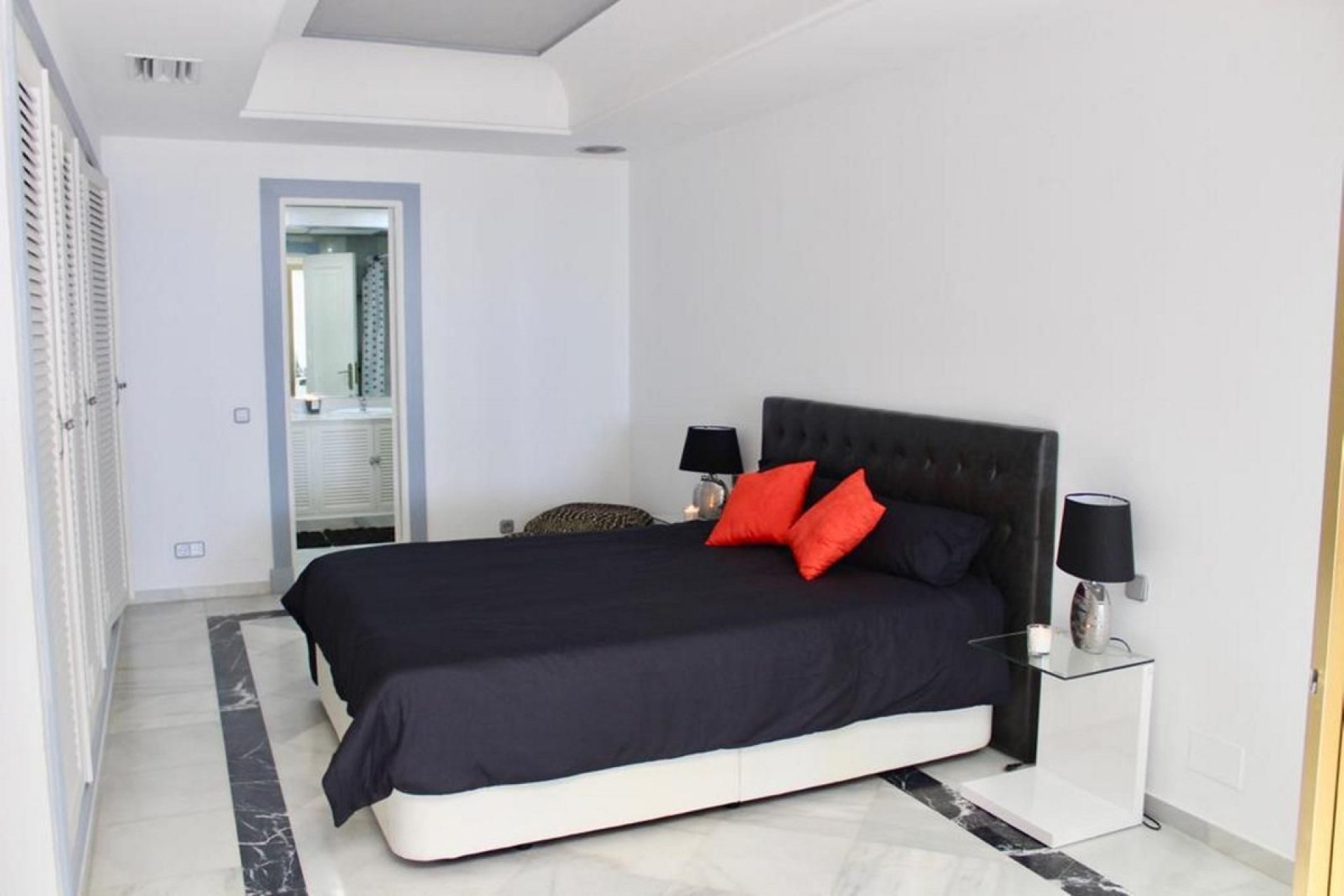 Resale - House - Townhouse - Marbella - Puerto Banús