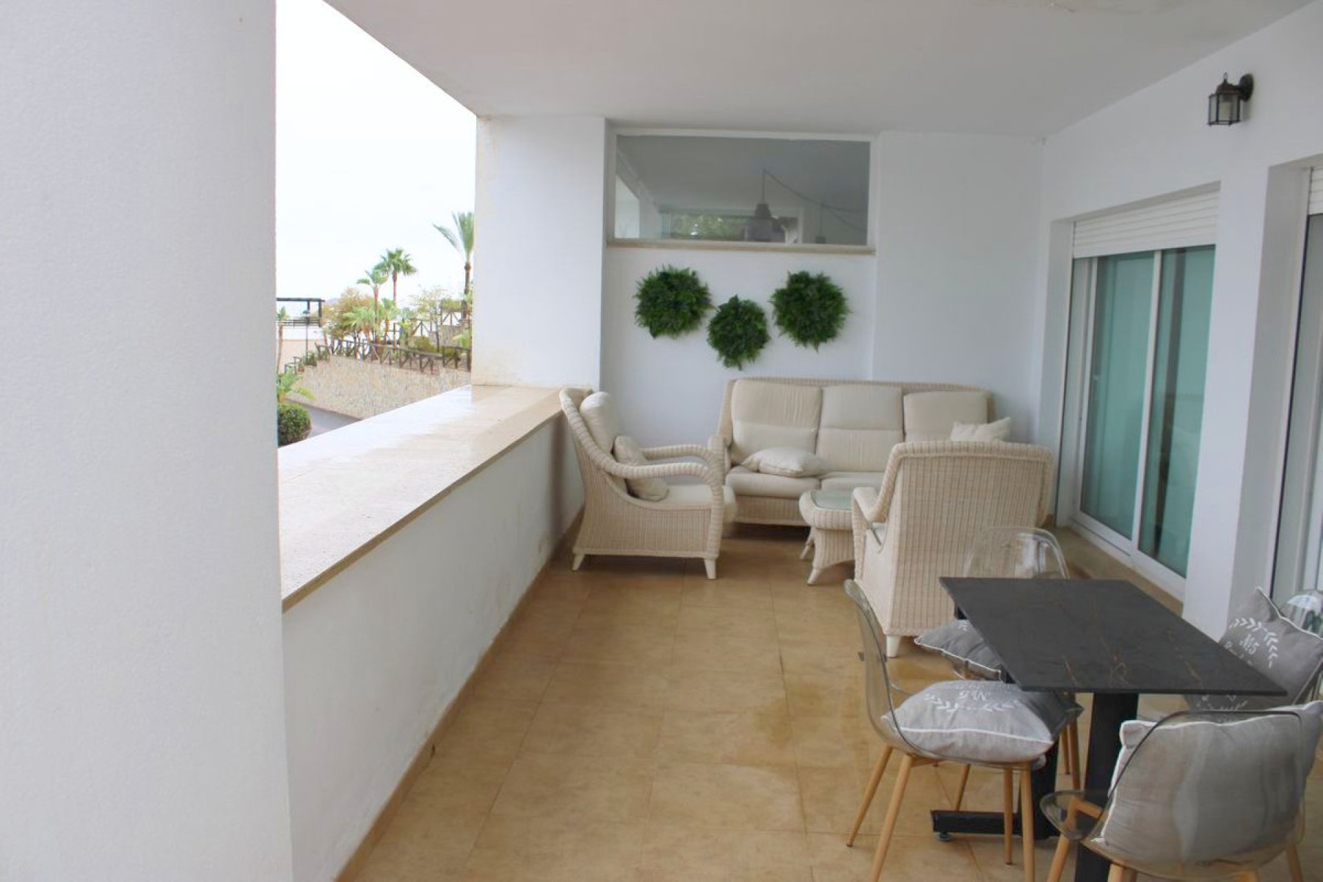 Resale - House - Townhouse - Marbella - Santa Clara