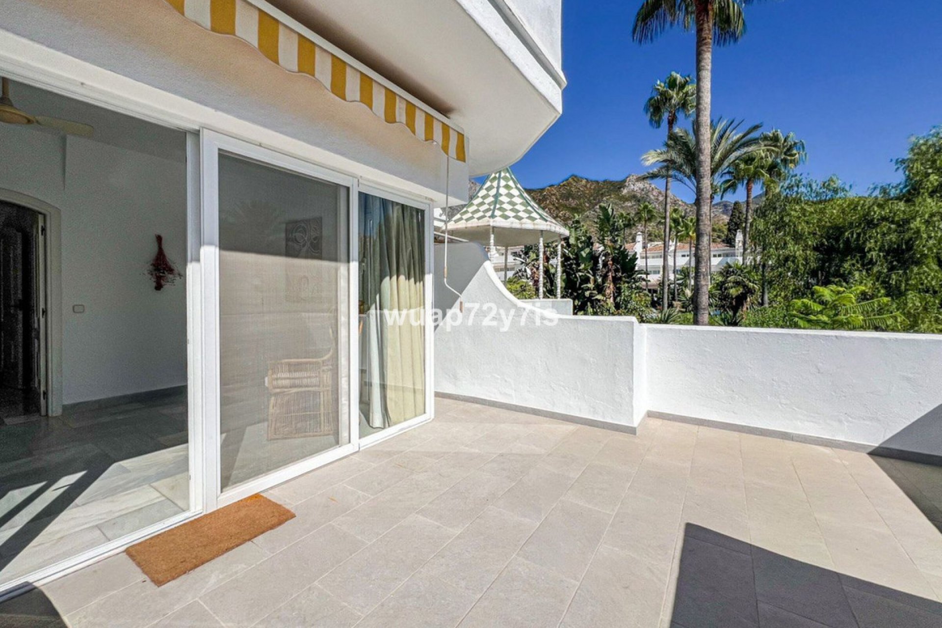 Resale - House - Townhouse - Marbella - Sierra Blanca