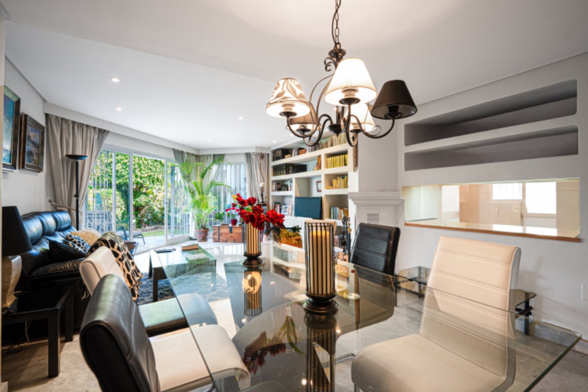 Resale - House - Townhouse - Marbella - Sierra Blanca