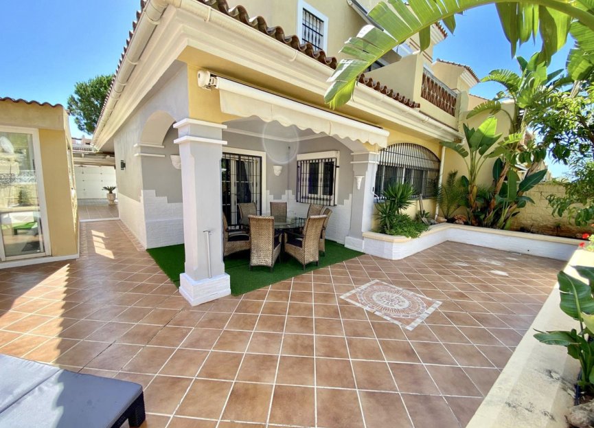 Resale - House - Townhouse - Marbella