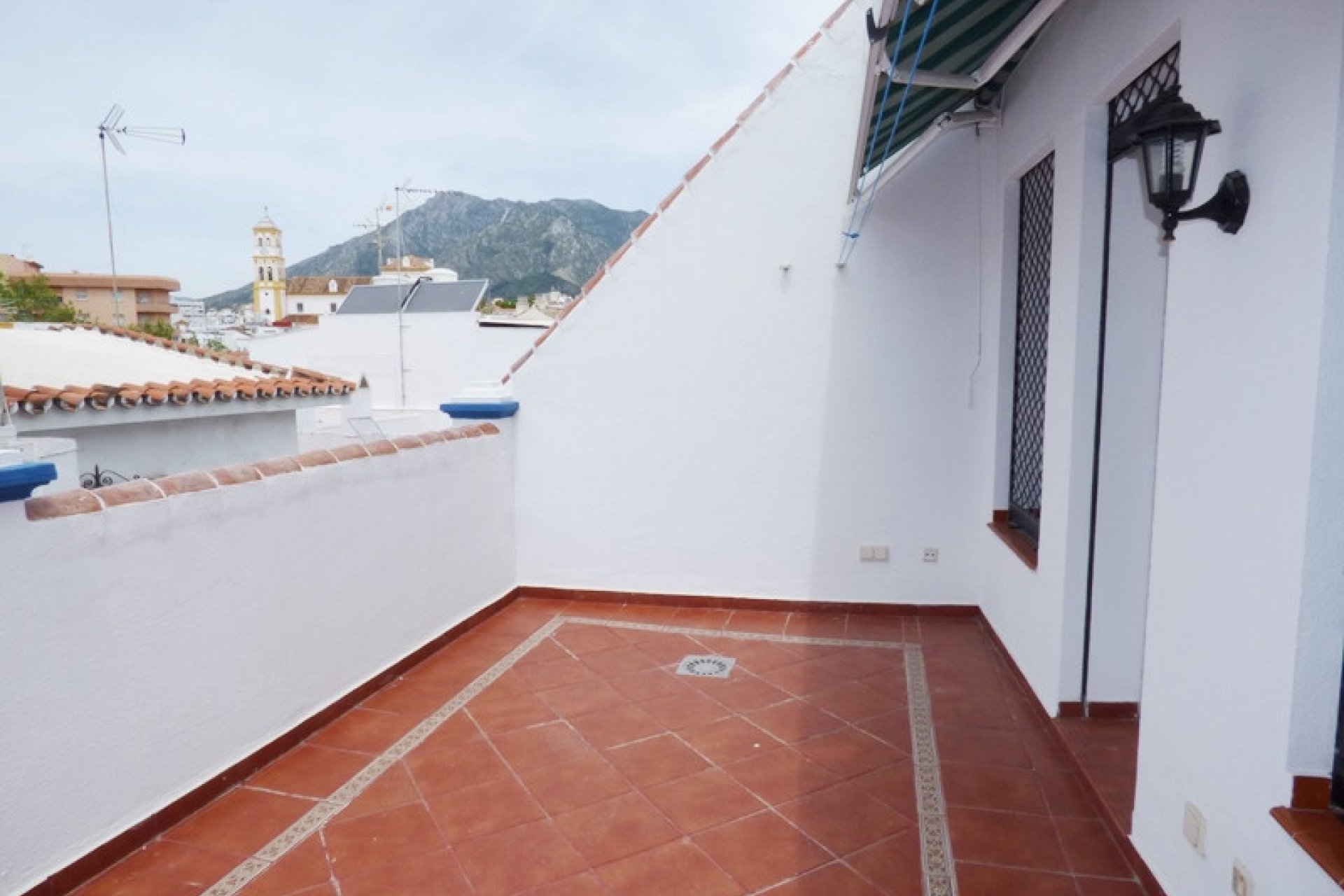 Resale - House - Townhouse - Marbella