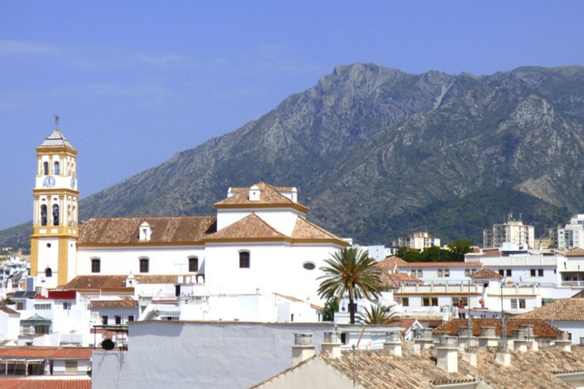 Resale - House - Townhouse - Marbella