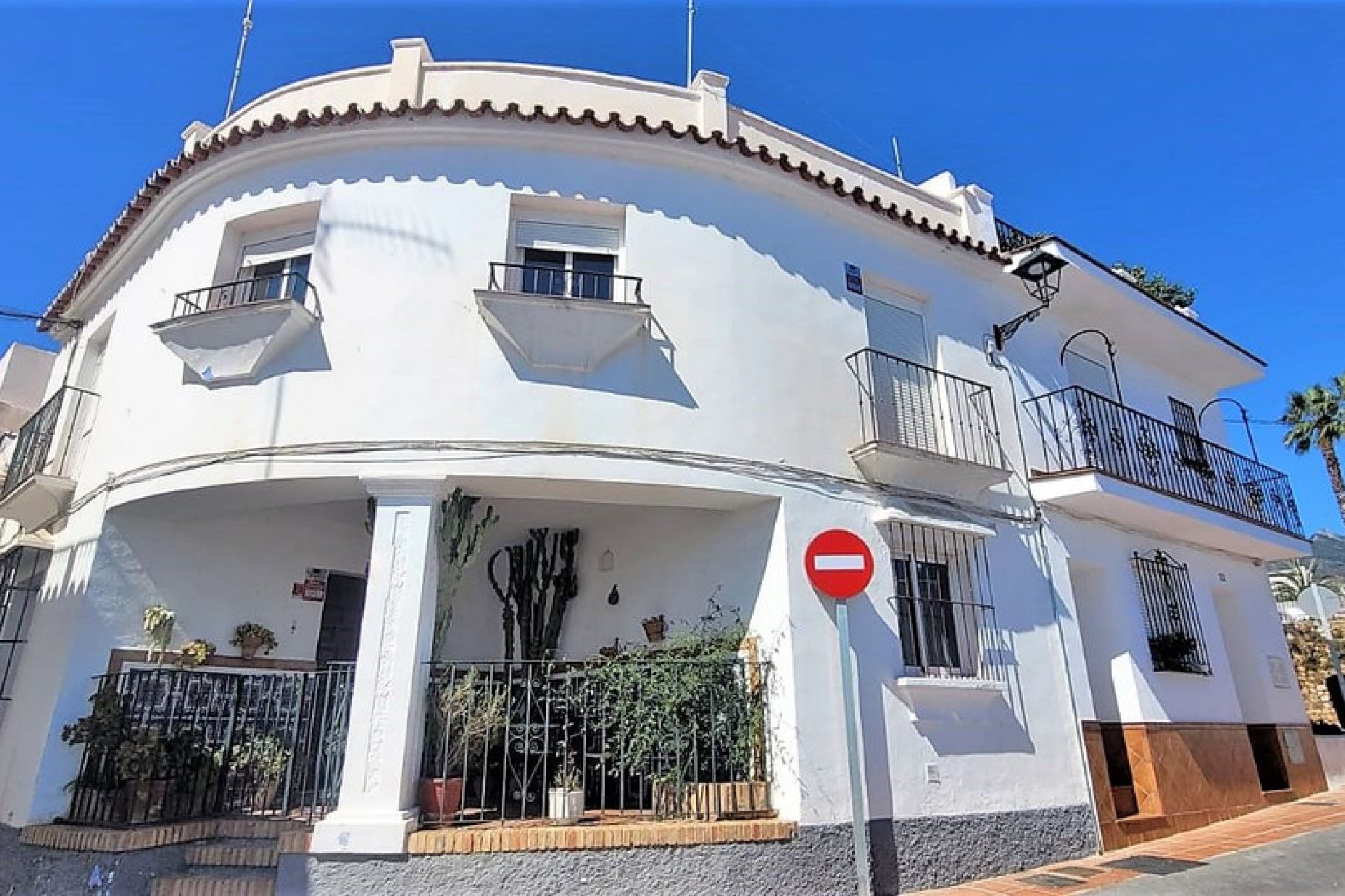 Resale - House - Townhouse - Marbella