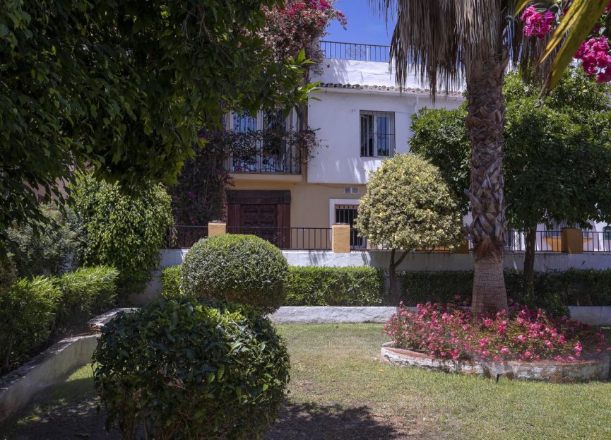 Resale - House - Townhouse - Marbella