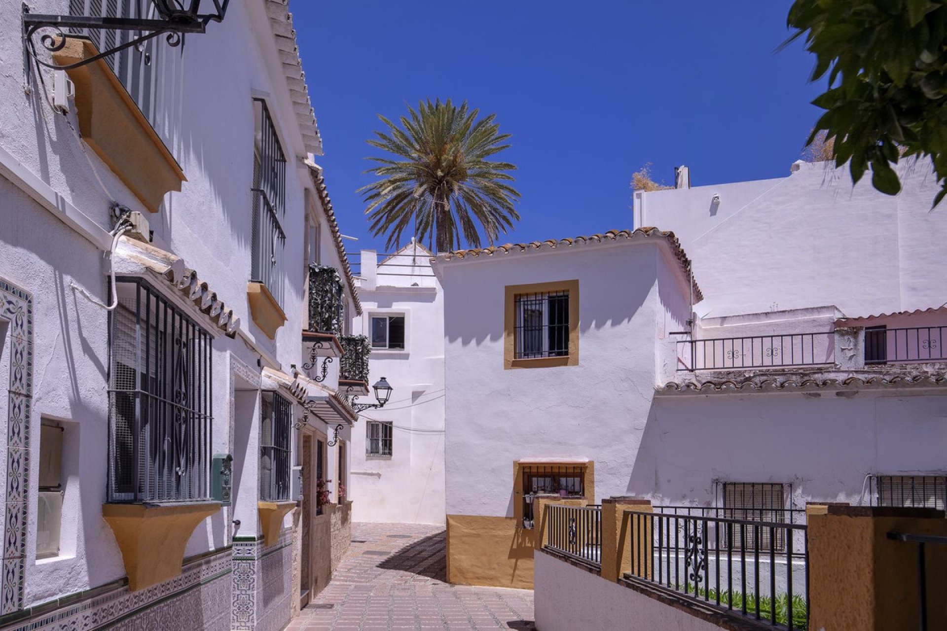 Resale - House - Townhouse - Marbella