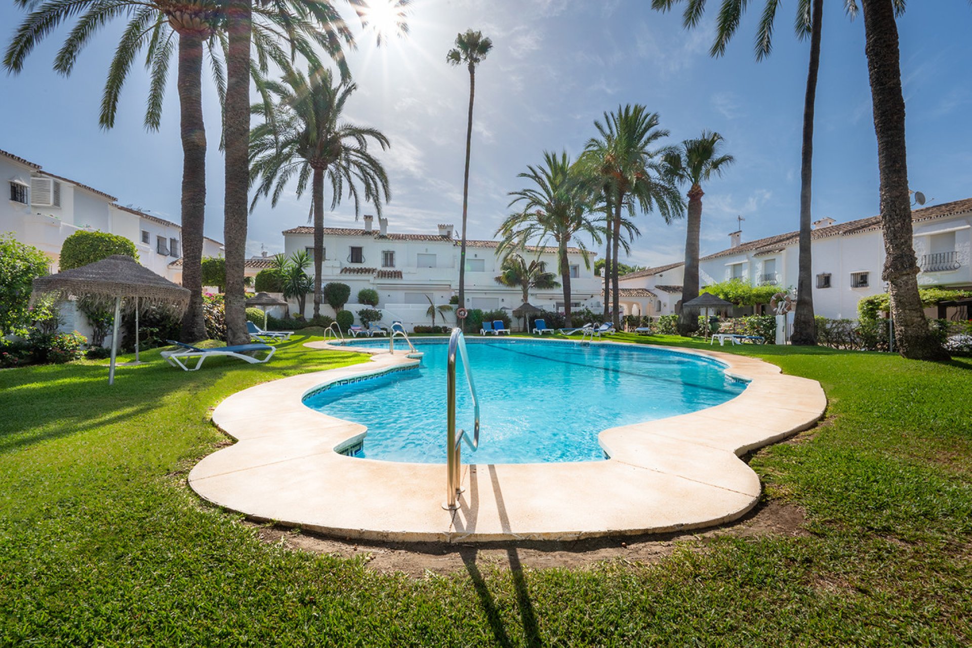 Resale - House - Townhouse - Marbella