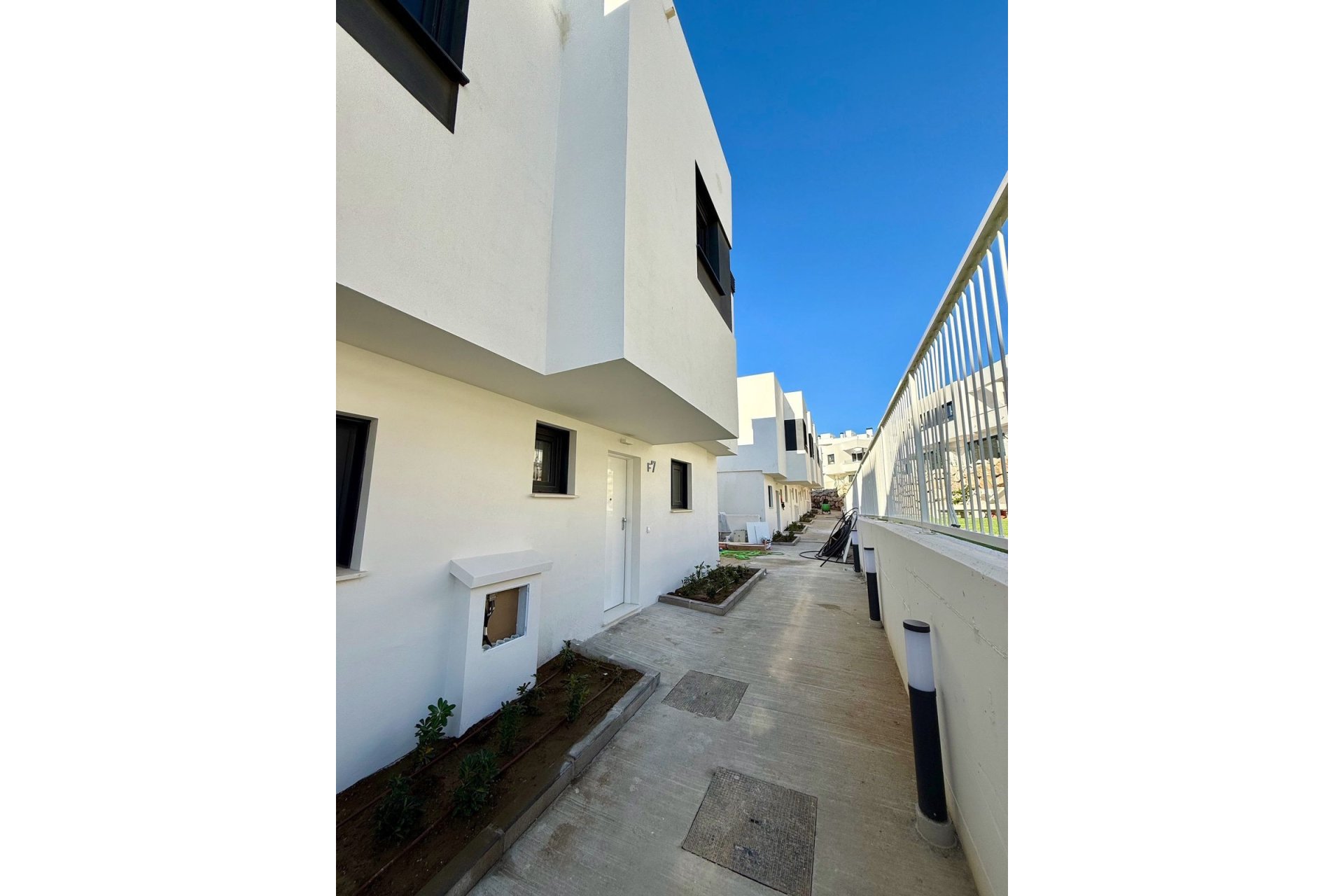 Resale - House - Townhouse - Mijas - La Cala De Mijas