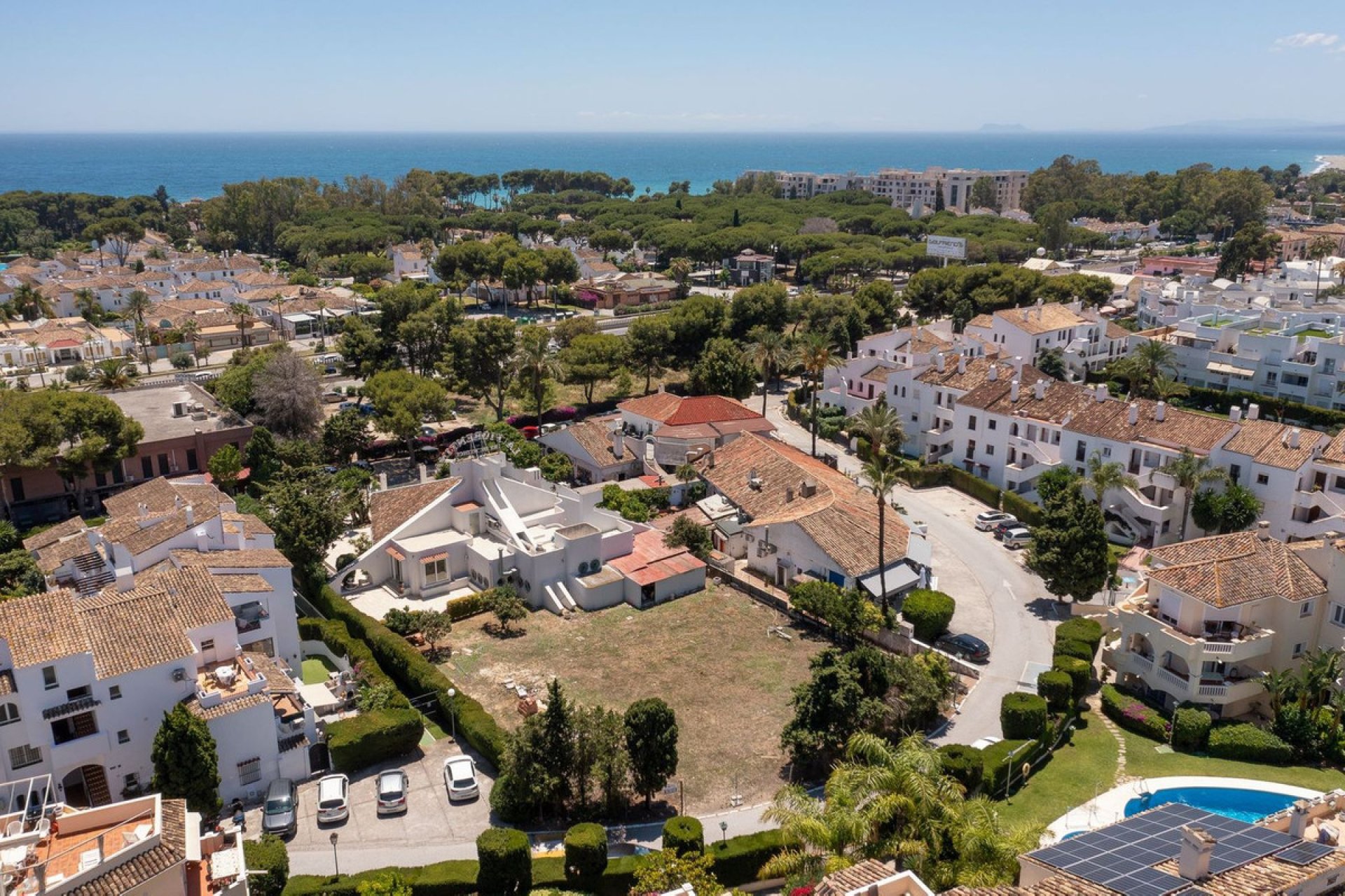 Resale - Plot - Commercial Plot - Estepona - Estepona Centro