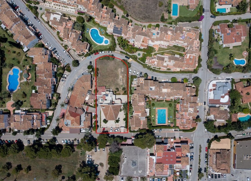 Resale - Plot - Commercial Plot - Estepona - Estepona Centro