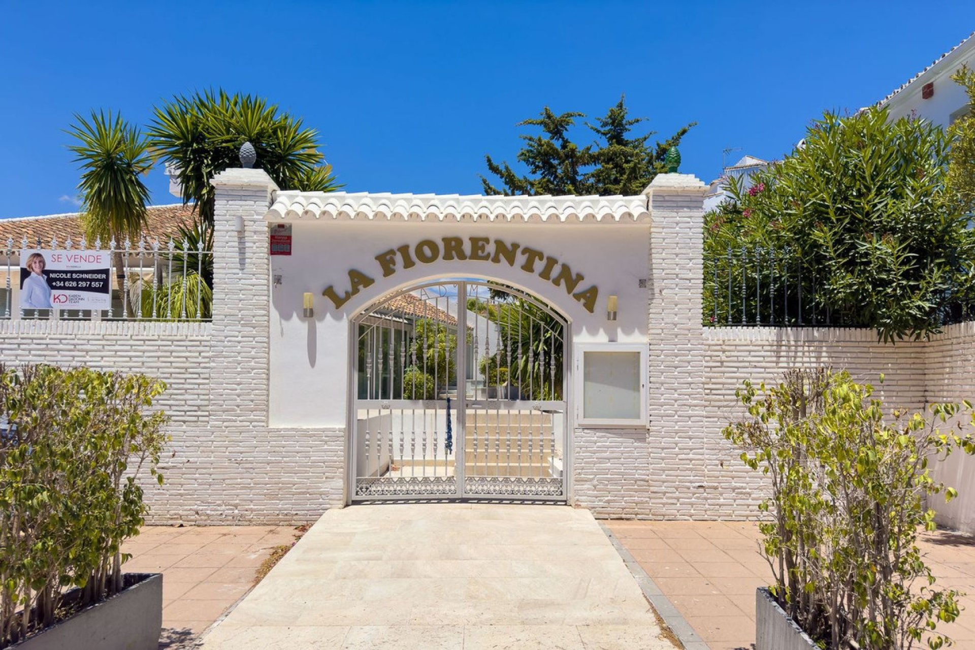 Resale - Plot - Commercial Plot - Estepona - Estepona Centro