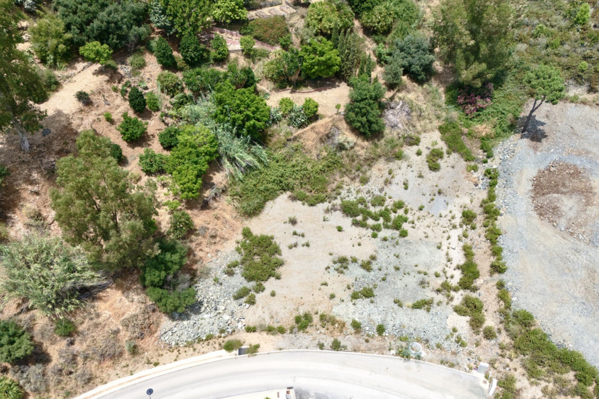 Resale - Plot - Land - Benahavís - Benahavís Centro