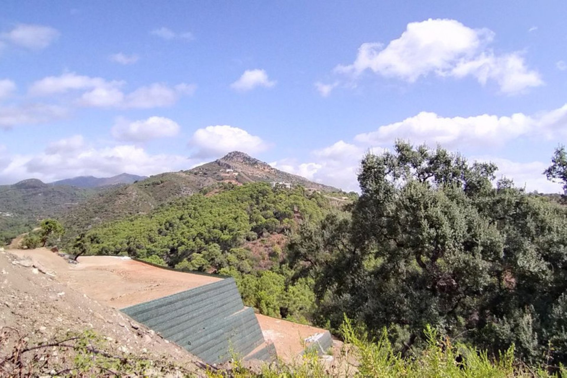 Resale - Plot - Land - Benahavís - Benahavís Centro