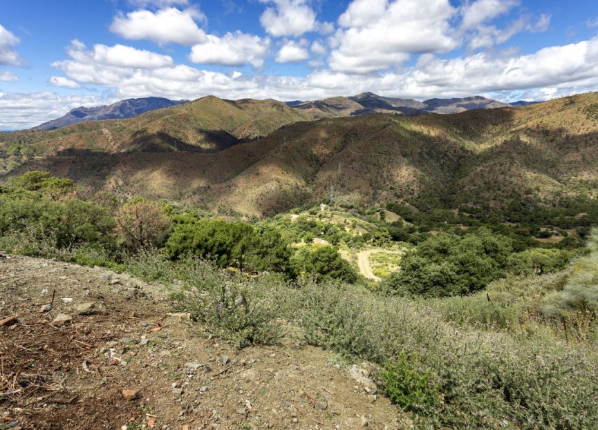 Resale - Plot - Land - Benahavís - Benahavís Centro