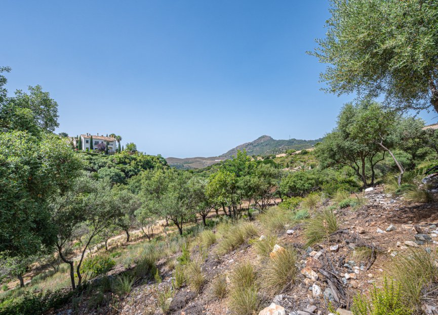 Resale - Plot - Land - Benahavís - La Zagaleta