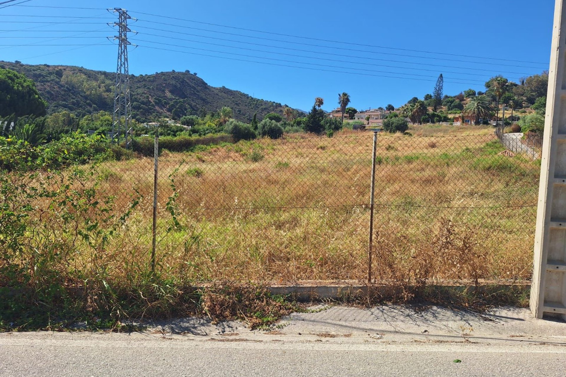 Resale - Plot - Land - Estepona - Estepona Centro