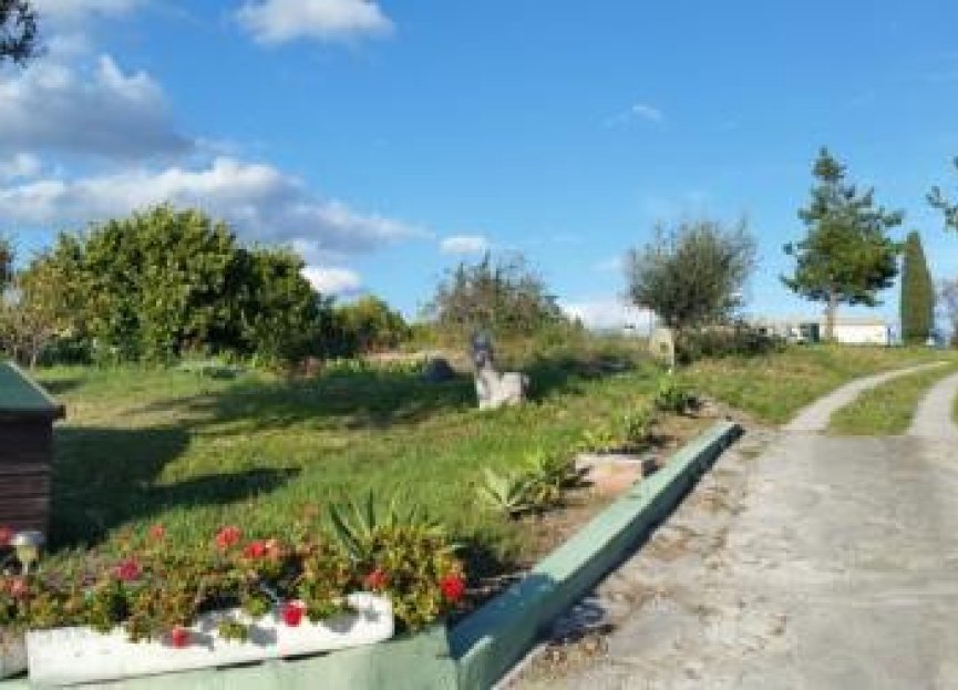 Resale - Plot - Land - Estepona - Estepona Centro