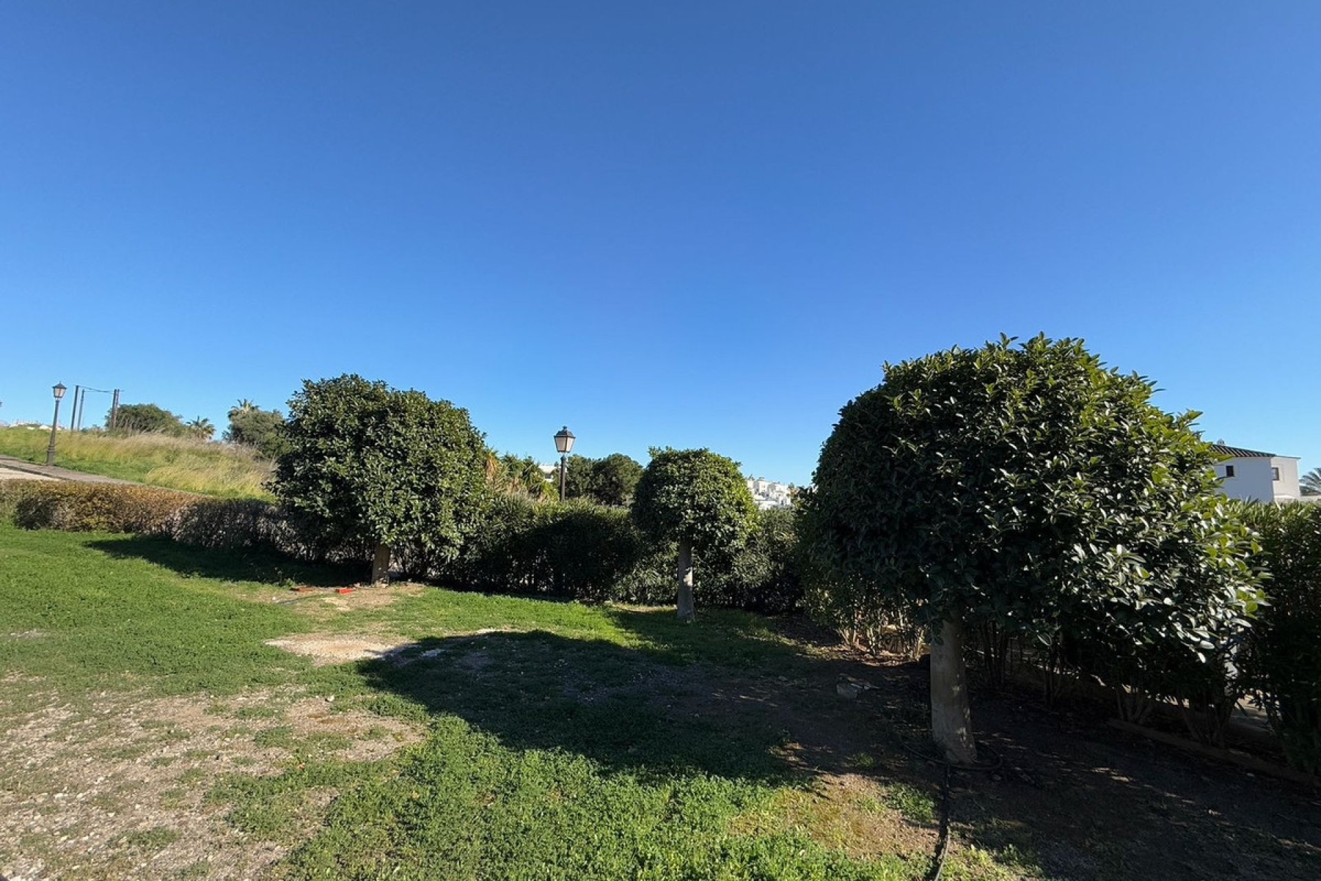 Resale - Plot - Land - Estepona - Estepona Centro