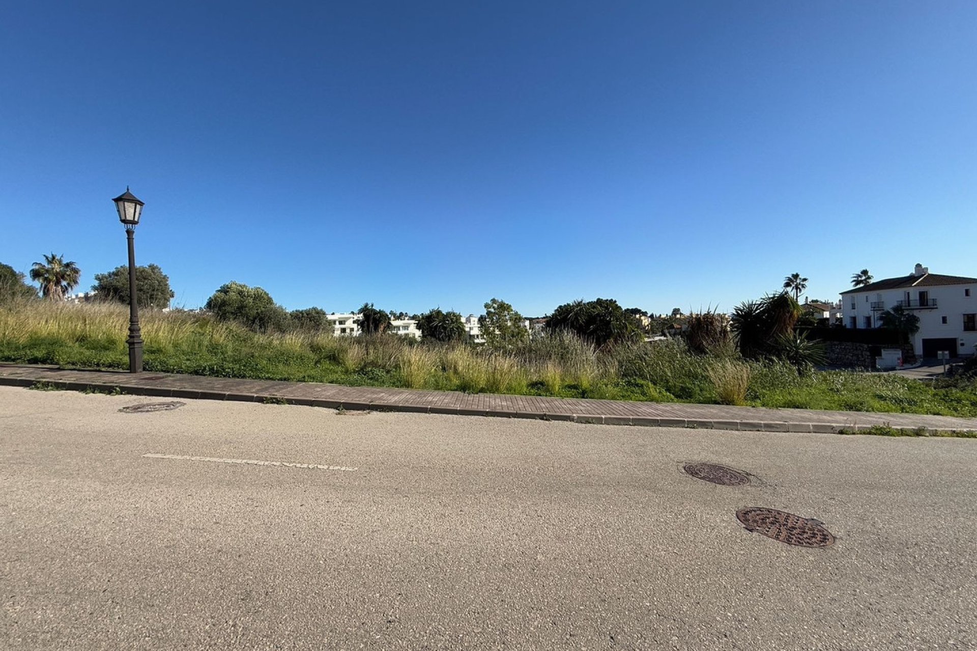 Resale - Plot - Land - Estepona - Estepona Centro