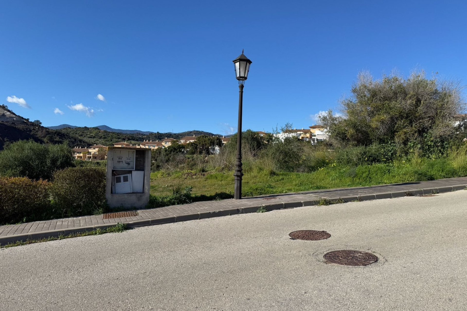 Resale - Plot - Land - Estepona - Estepona Centro