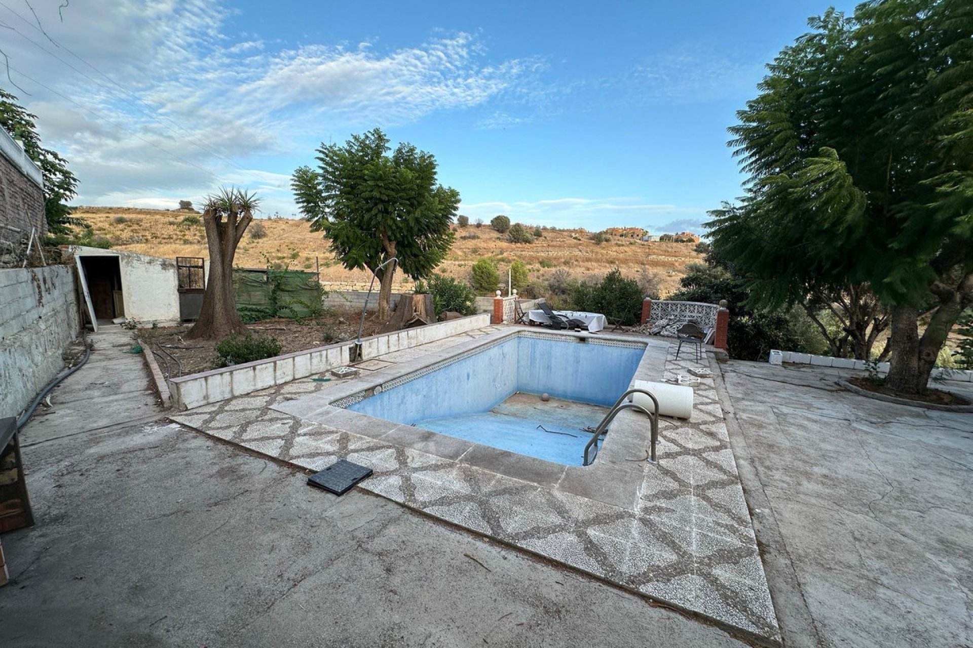 Resale - Plot - Land - Estepona - Estepona Centro