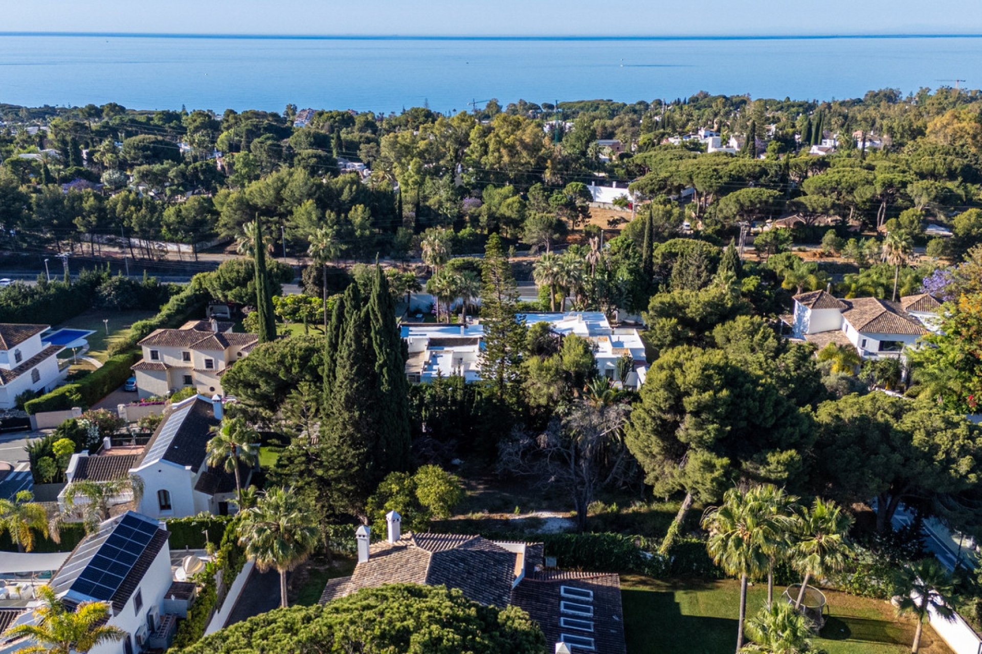 Resale - Plot - Land - Marbella - Nagüeles