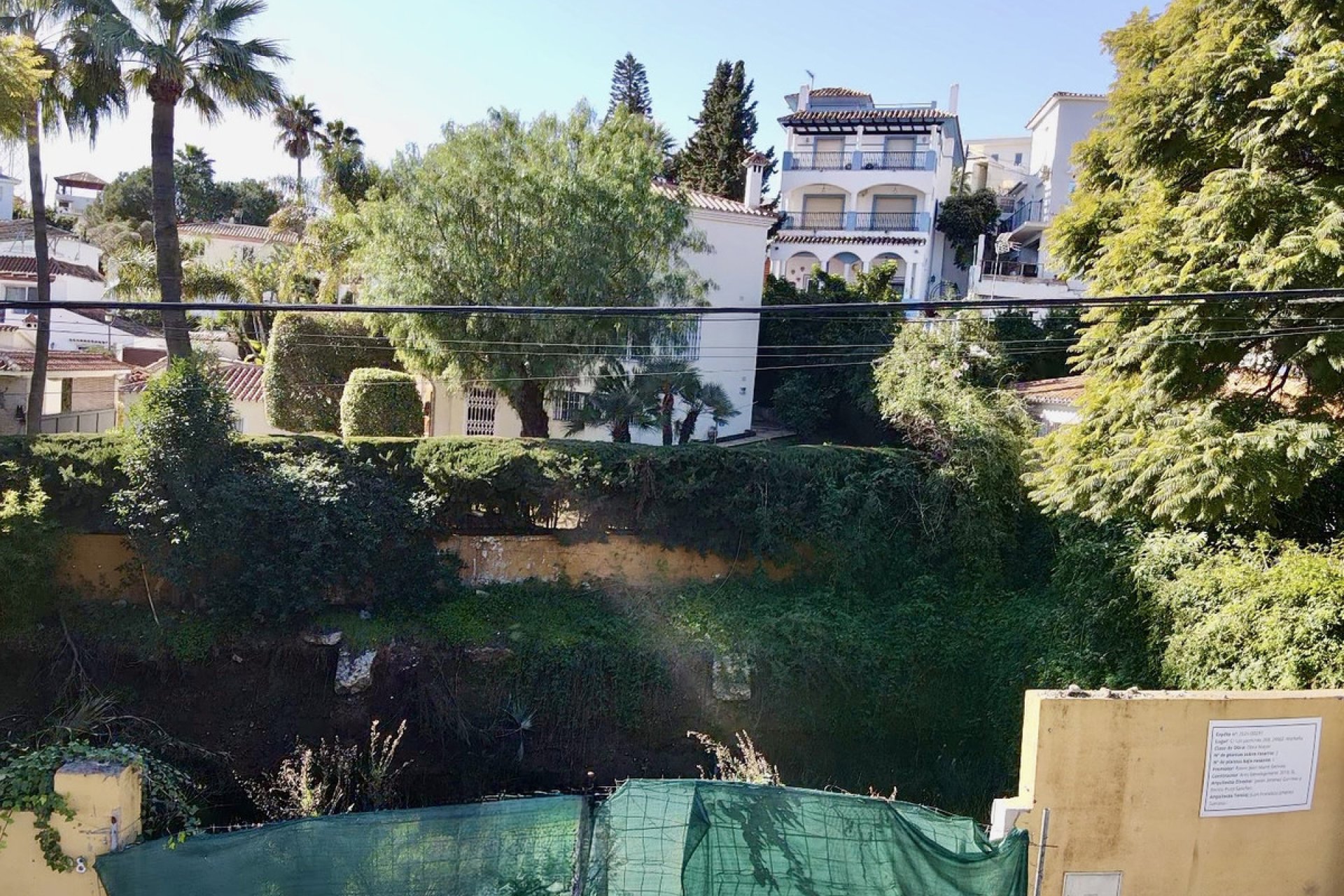 Resale - Plot - Land - Marbella - Nueva Andalucia