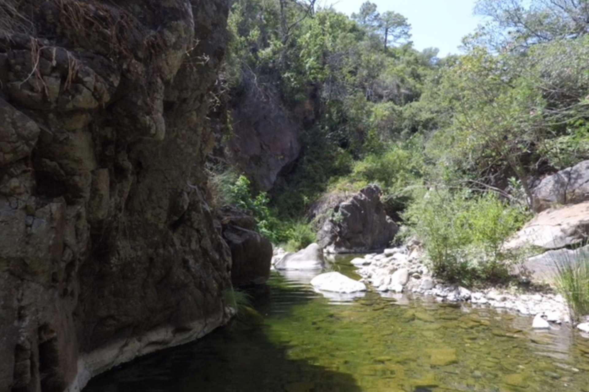 Resale - Plot - Land with Ruin - Estepona - Estepona Centro