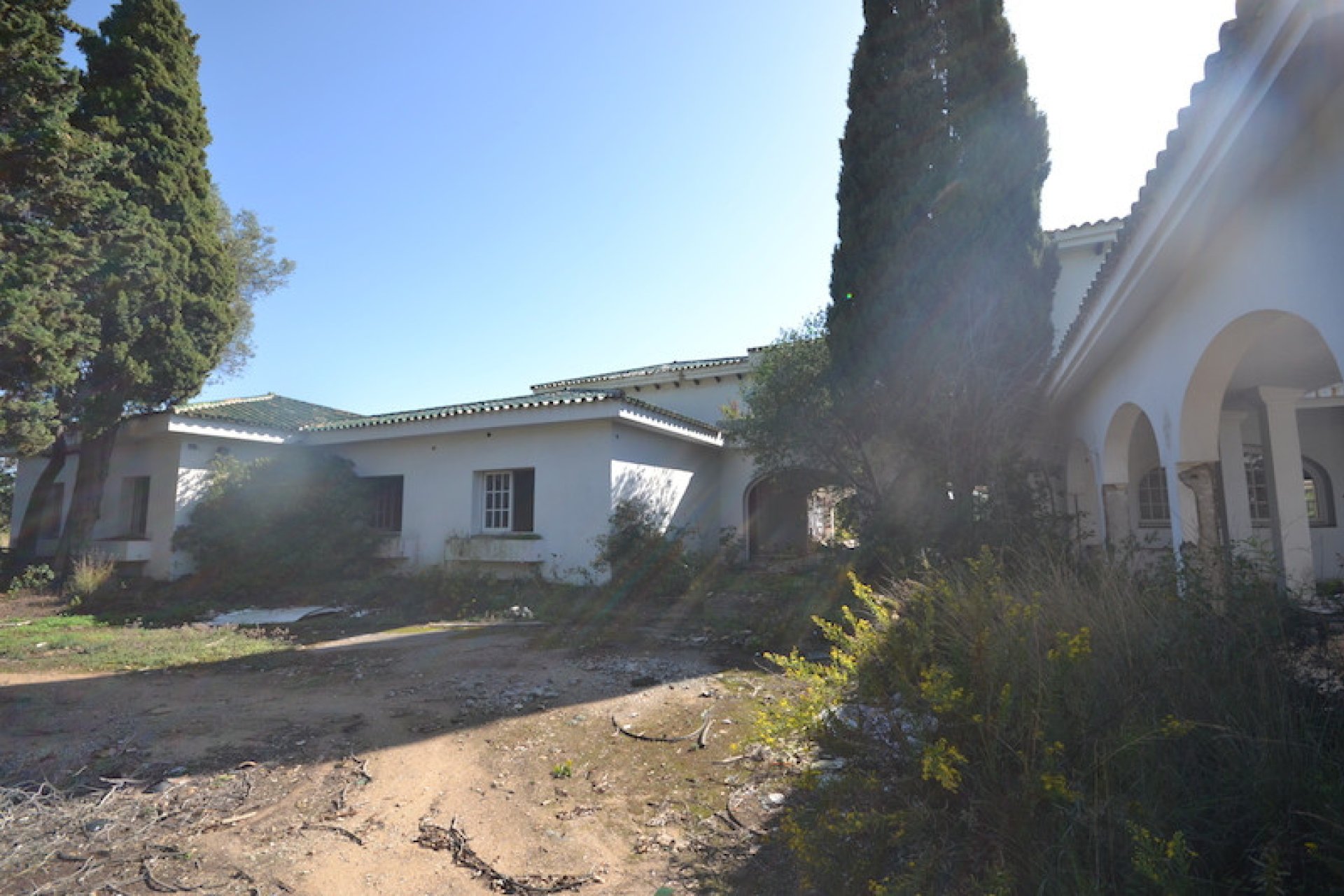 Resale - Plot - Land with Ruin - Marbella - Nagüeles