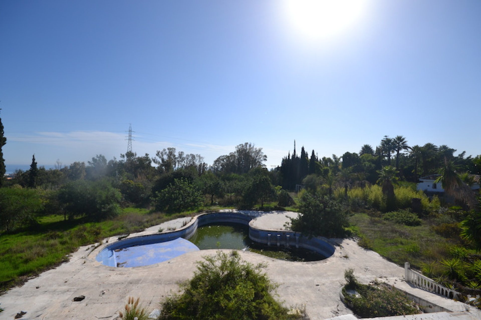 Resale - Plot - Land with Ruin - Marbella - Nagüeles