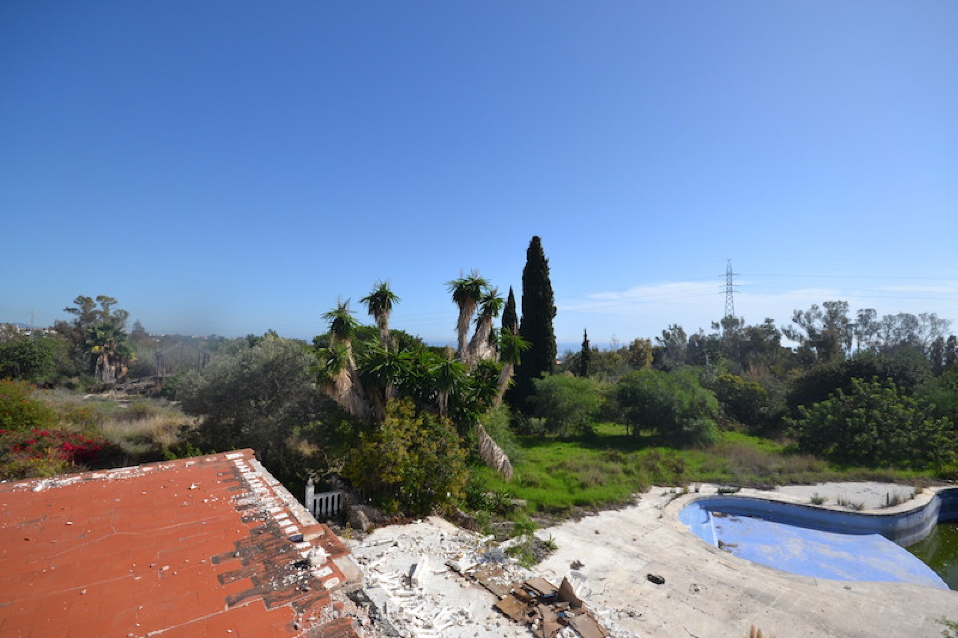 Resale - Plot - Land with Ruin - Marbella - Nagüeles