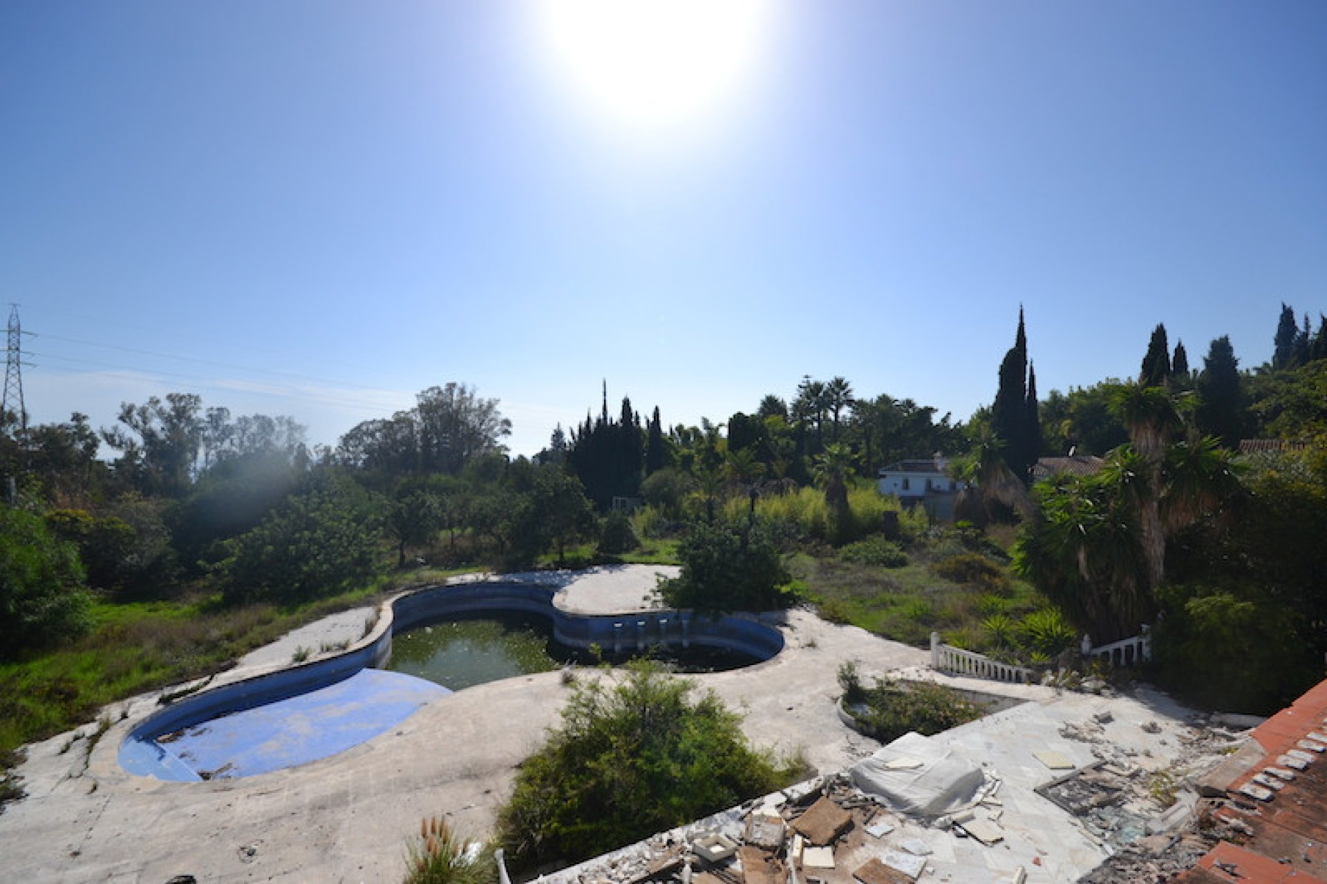 Resale - Plot - Land with Ruin - Marbella - Nagüeles