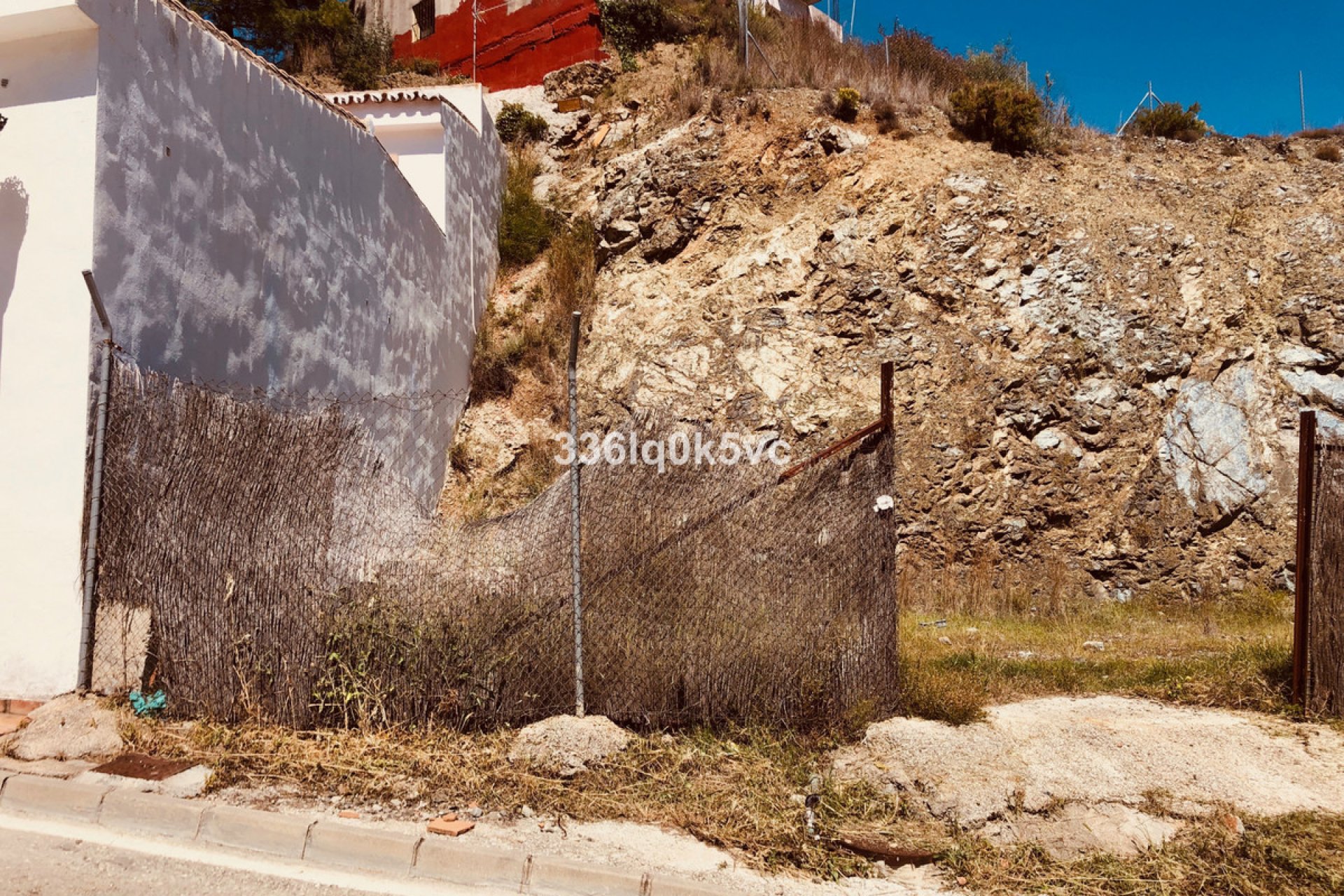 Resale - Plot - Residential Plot - Benahavís - Benahavís Centro