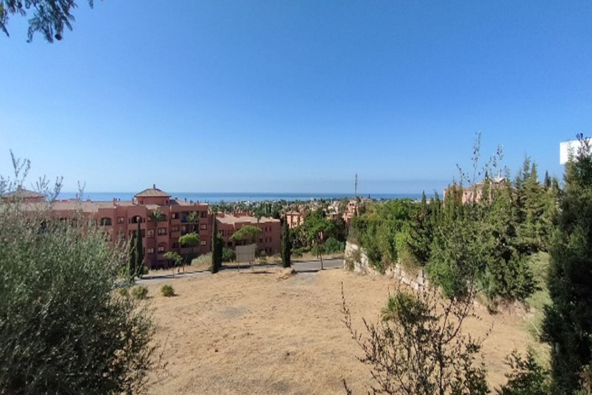 Resale - Plot - Residential Plot - Benahavís - Benahavís Centro