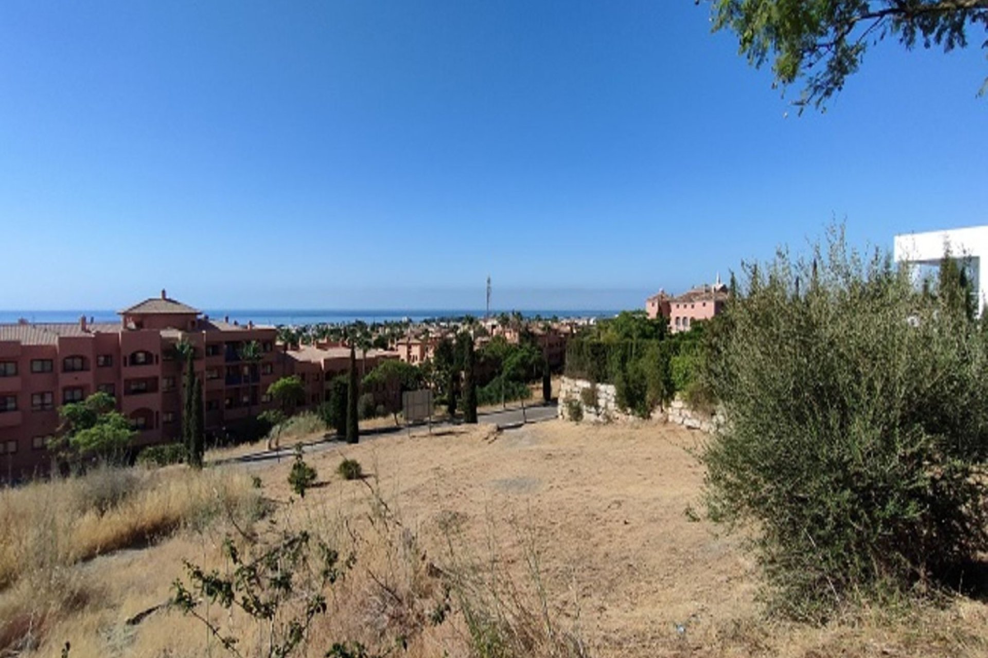 Resale - Plot - Residential Plot - Benahavís - Benahavís Centro