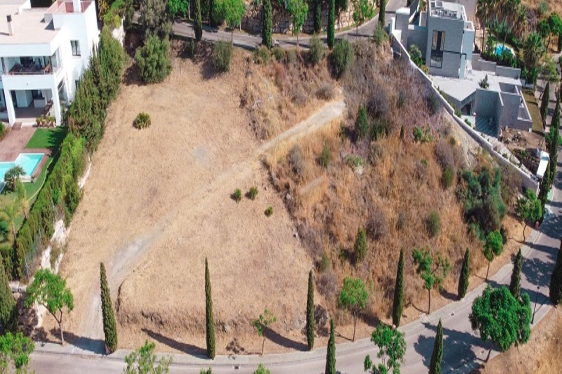 Resale - Plot - Residential Plot - Benahavís - Benahavís Centro