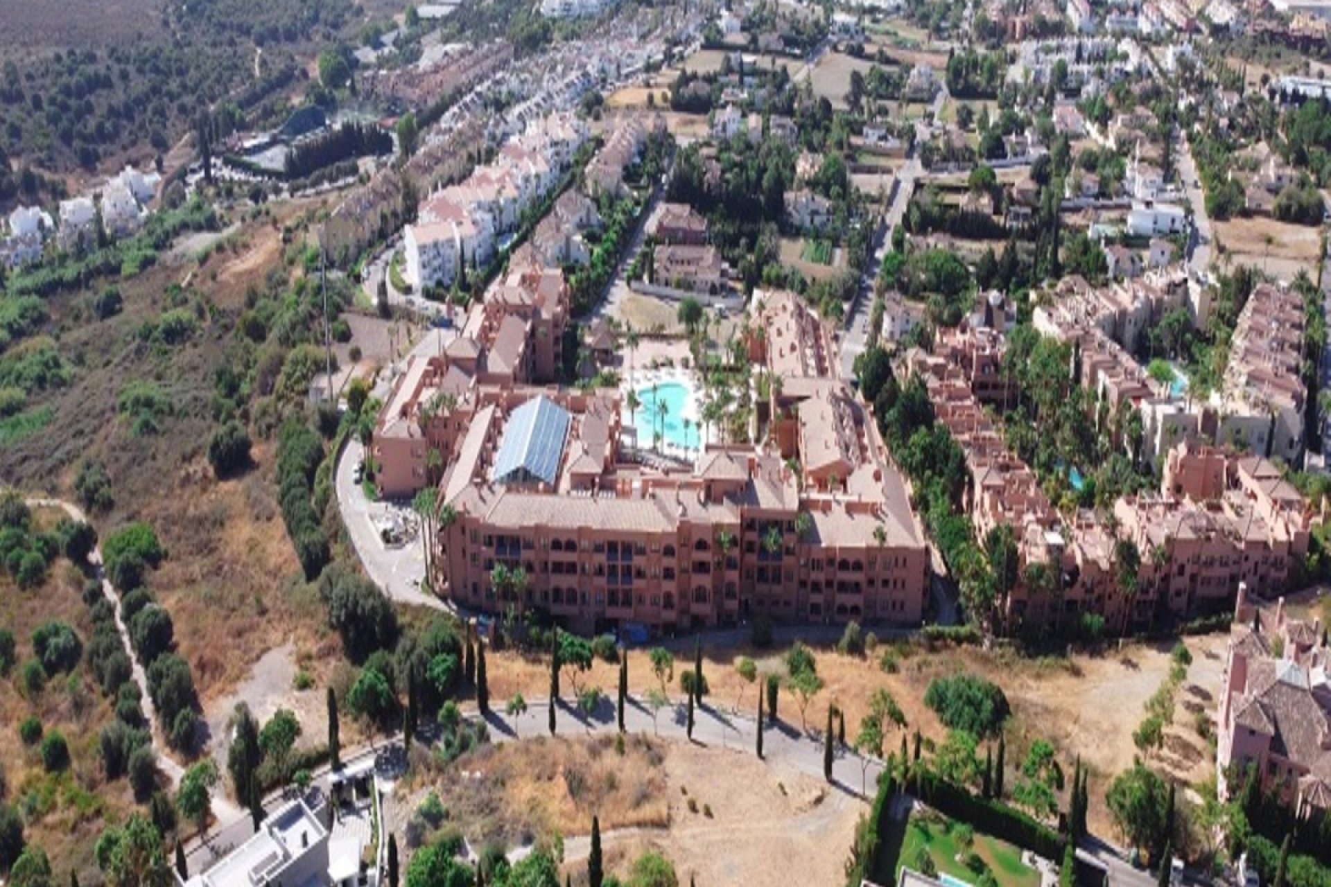 Resale - Plot - Residential Plot - Benahavís - Benahavís Centro