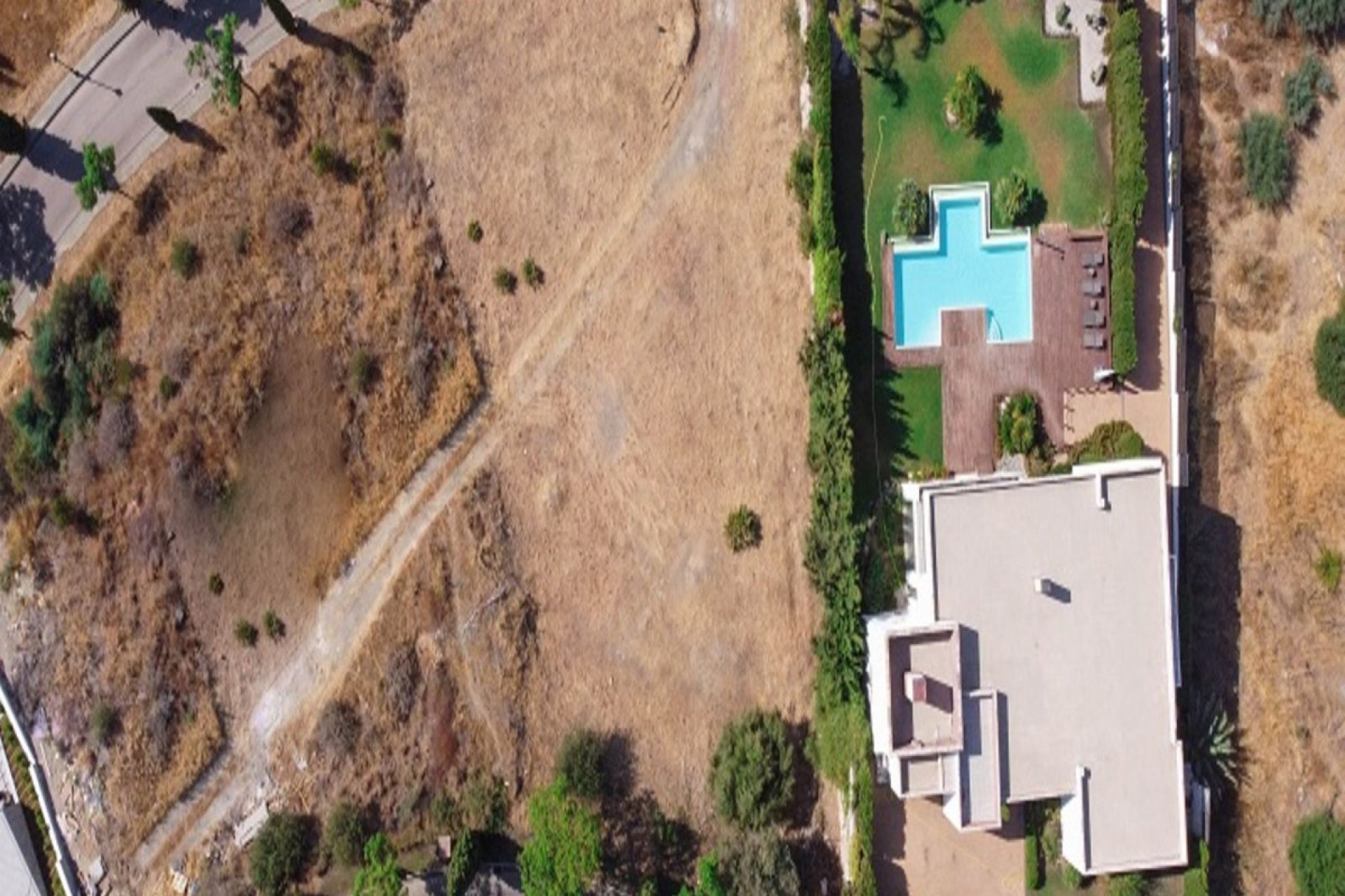 Resale - Plot - Residential Plot - Benahavís - Benahavís Centro