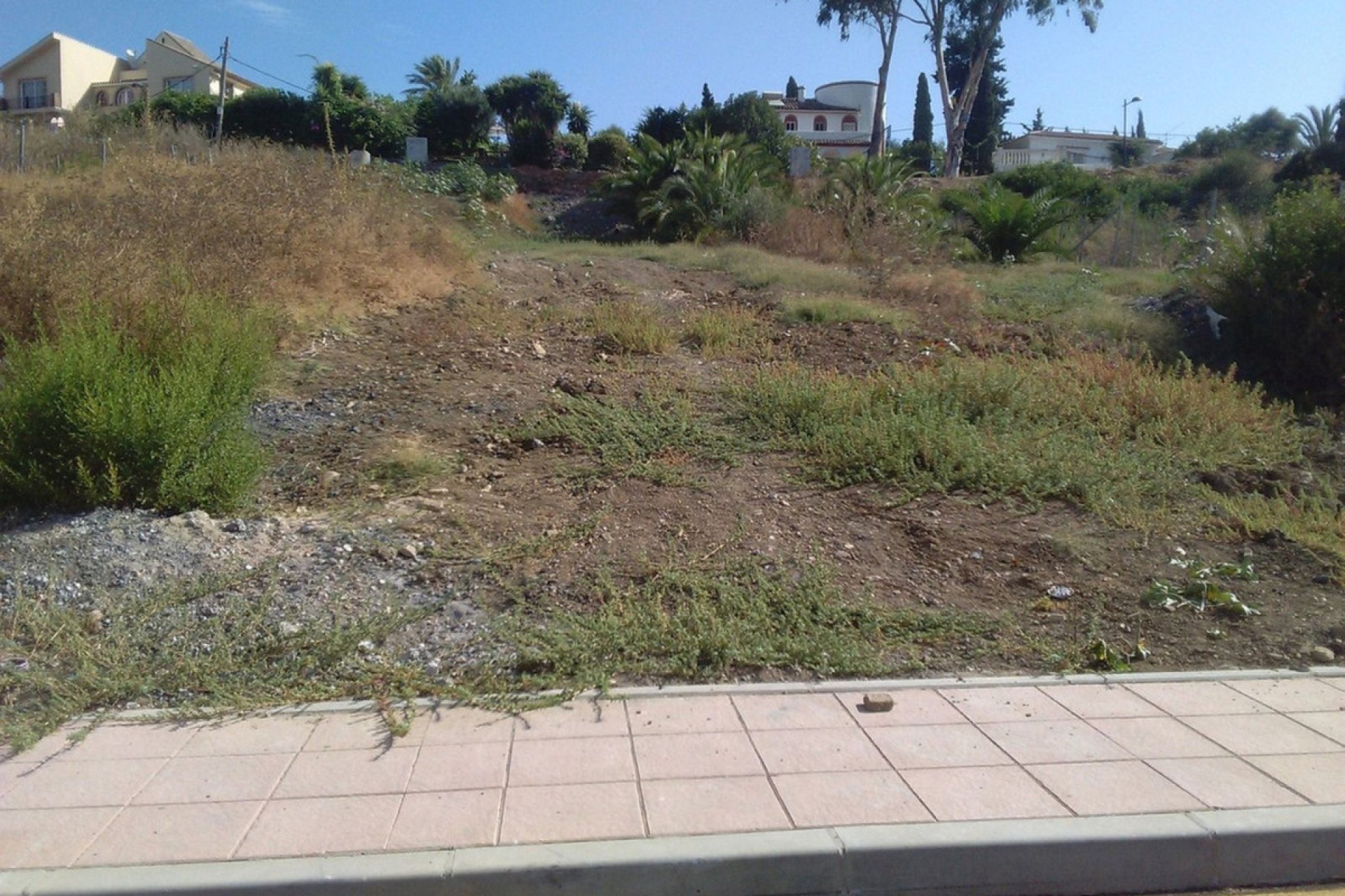 Resale - Plot - Residential Plot - Elviria