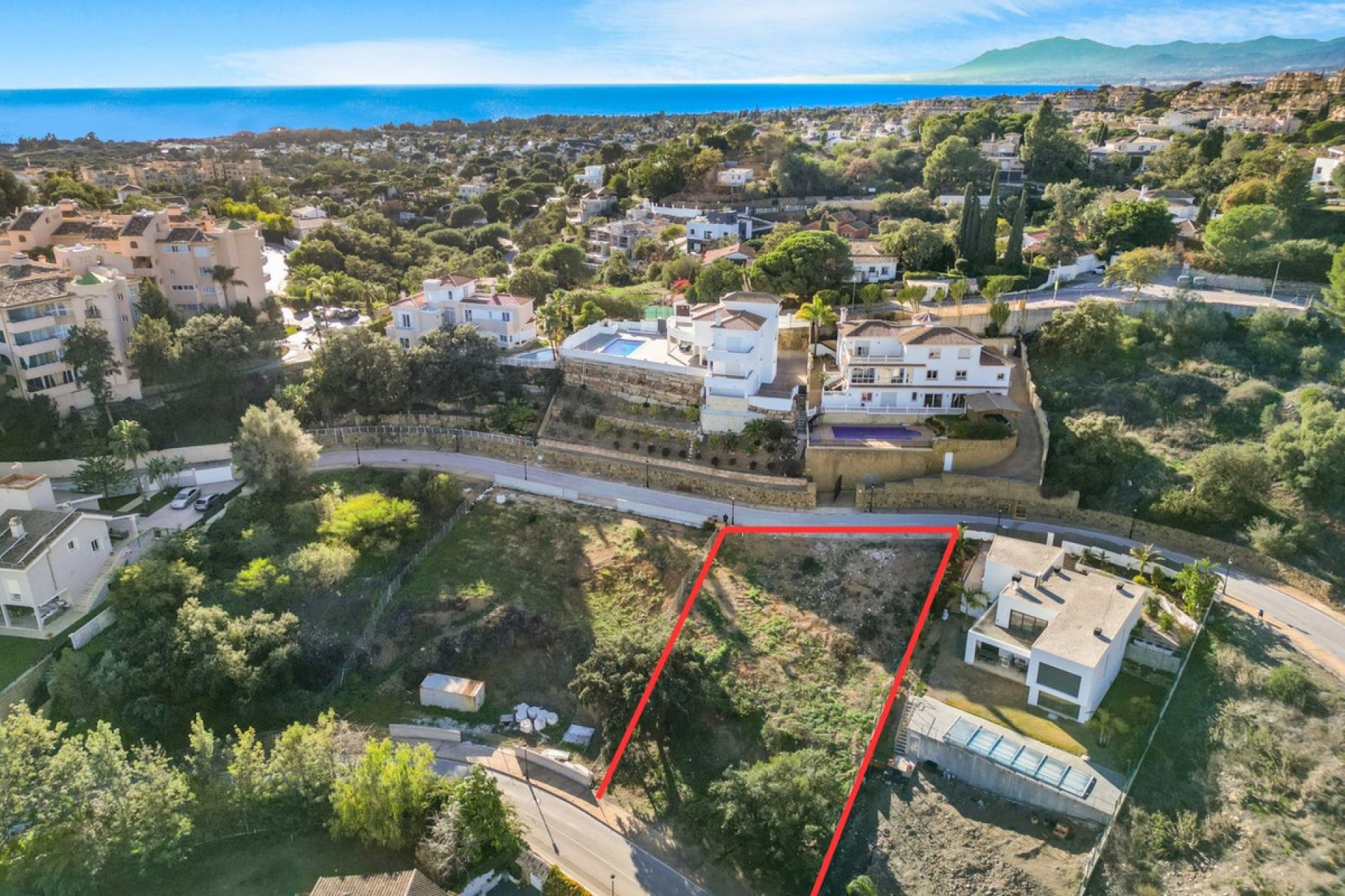 Resale - Plot - Residential Plot - Elviria