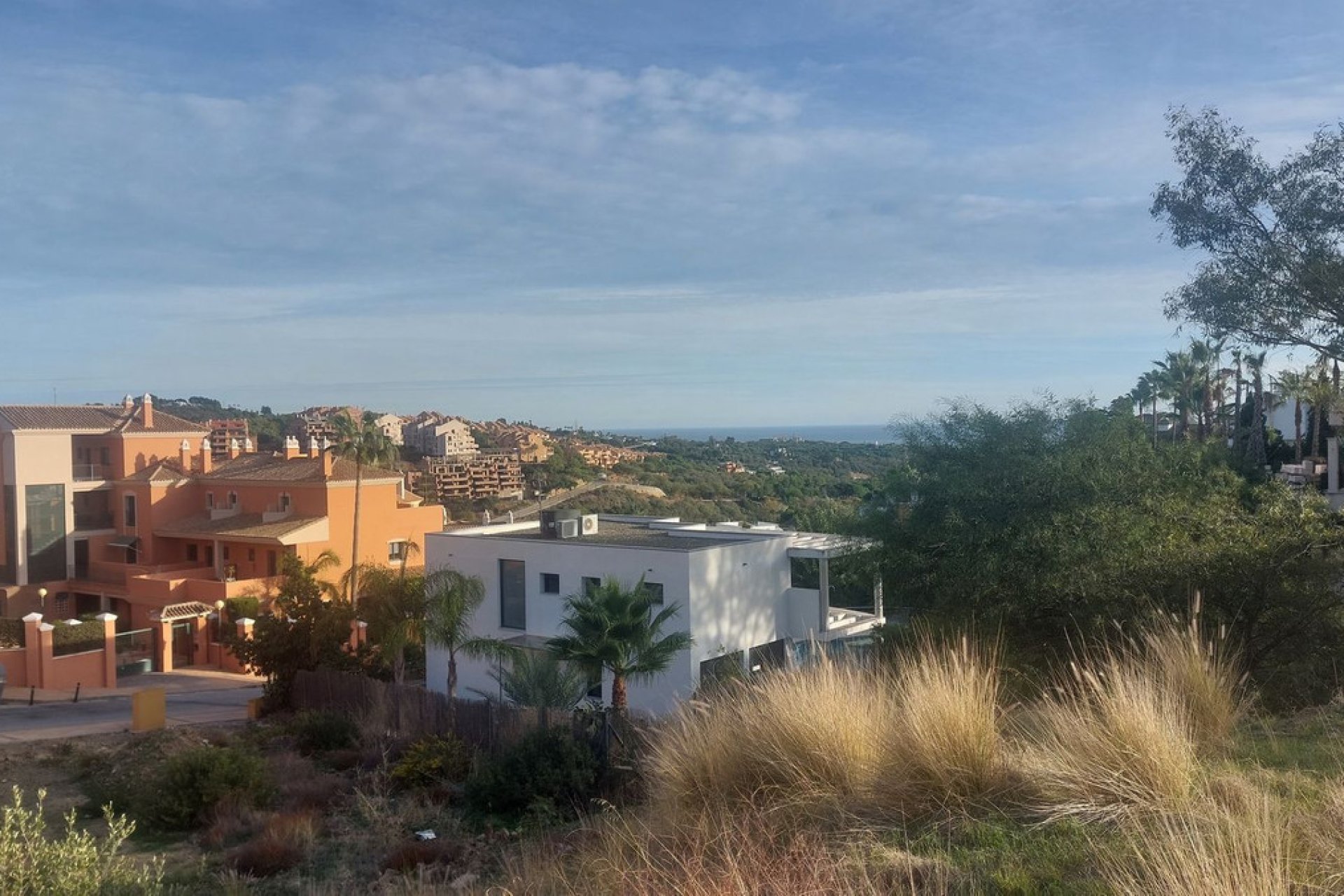 Resale - Plot - Residential Plot - Elviria