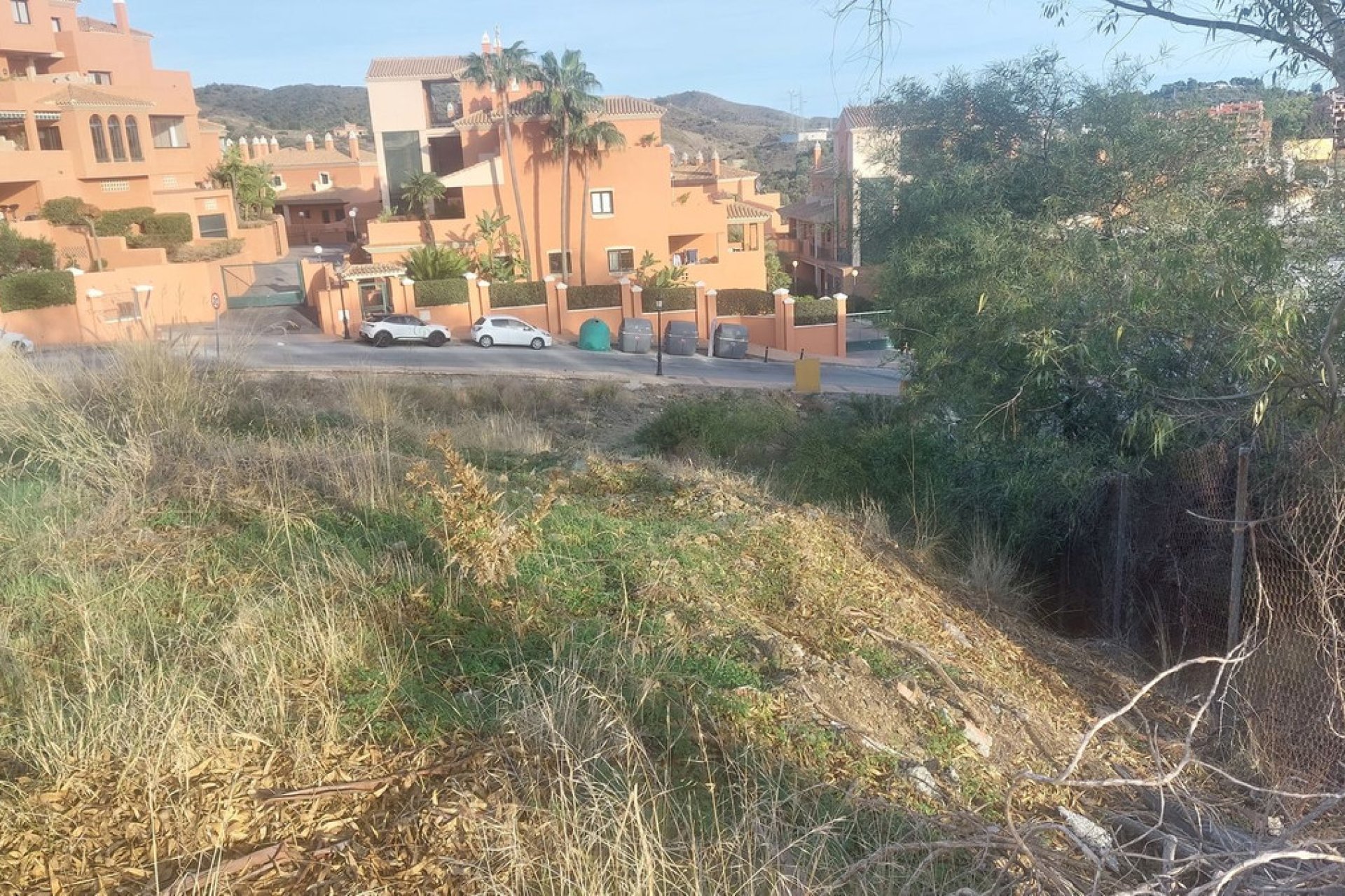 Resale - Plot - Residential Plot - Elviria