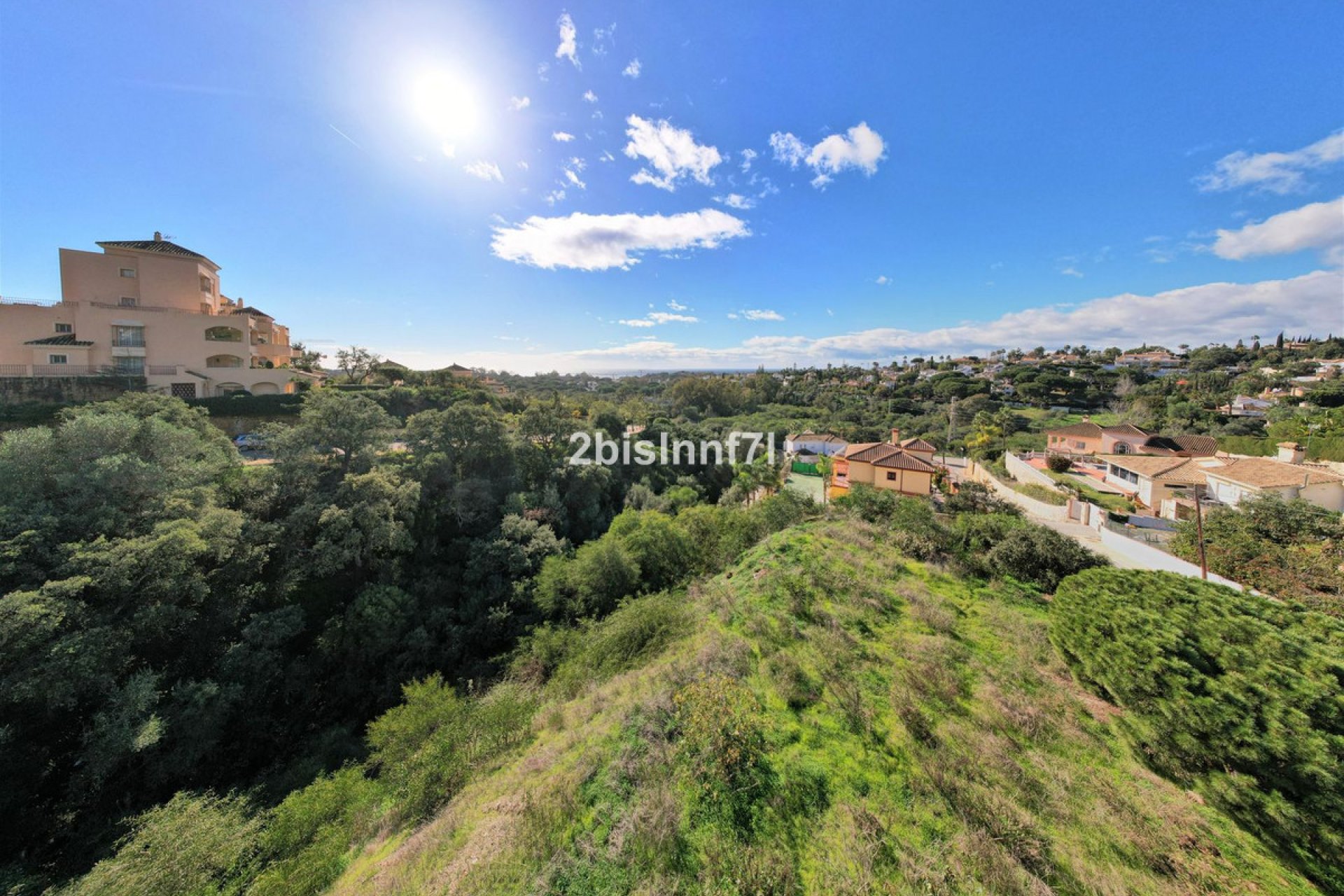 Resale - Plot - Residential Plot - Elviria