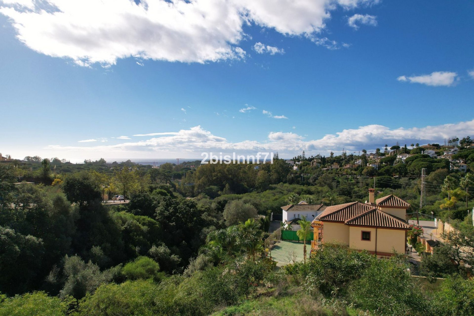 Resale - Plot - Residential Plot - Elviria