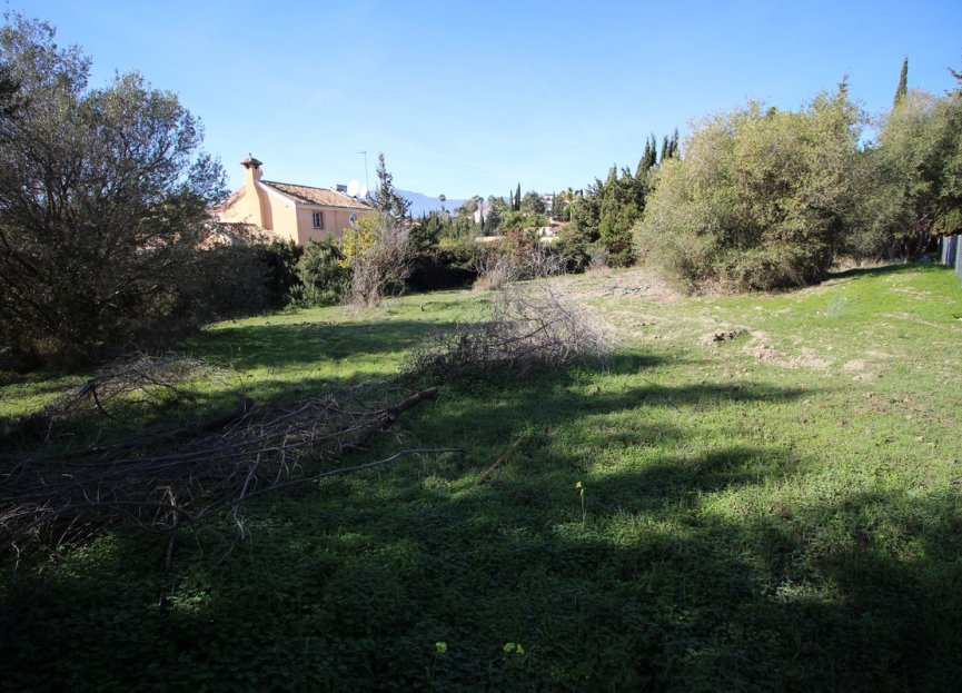 Resale - Plot - Residential Plot - Estepona - Bel Air